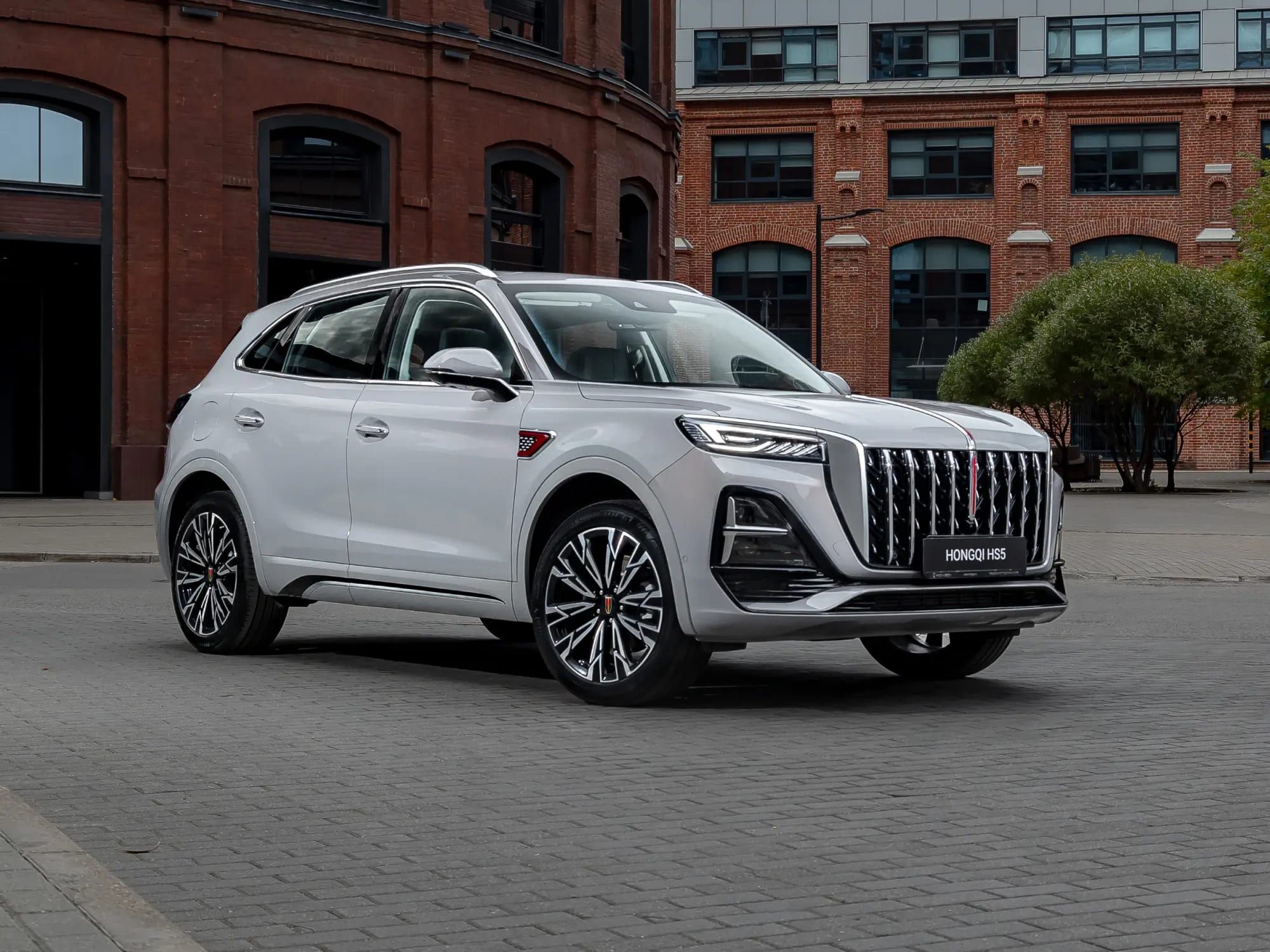 Hongqi HS5