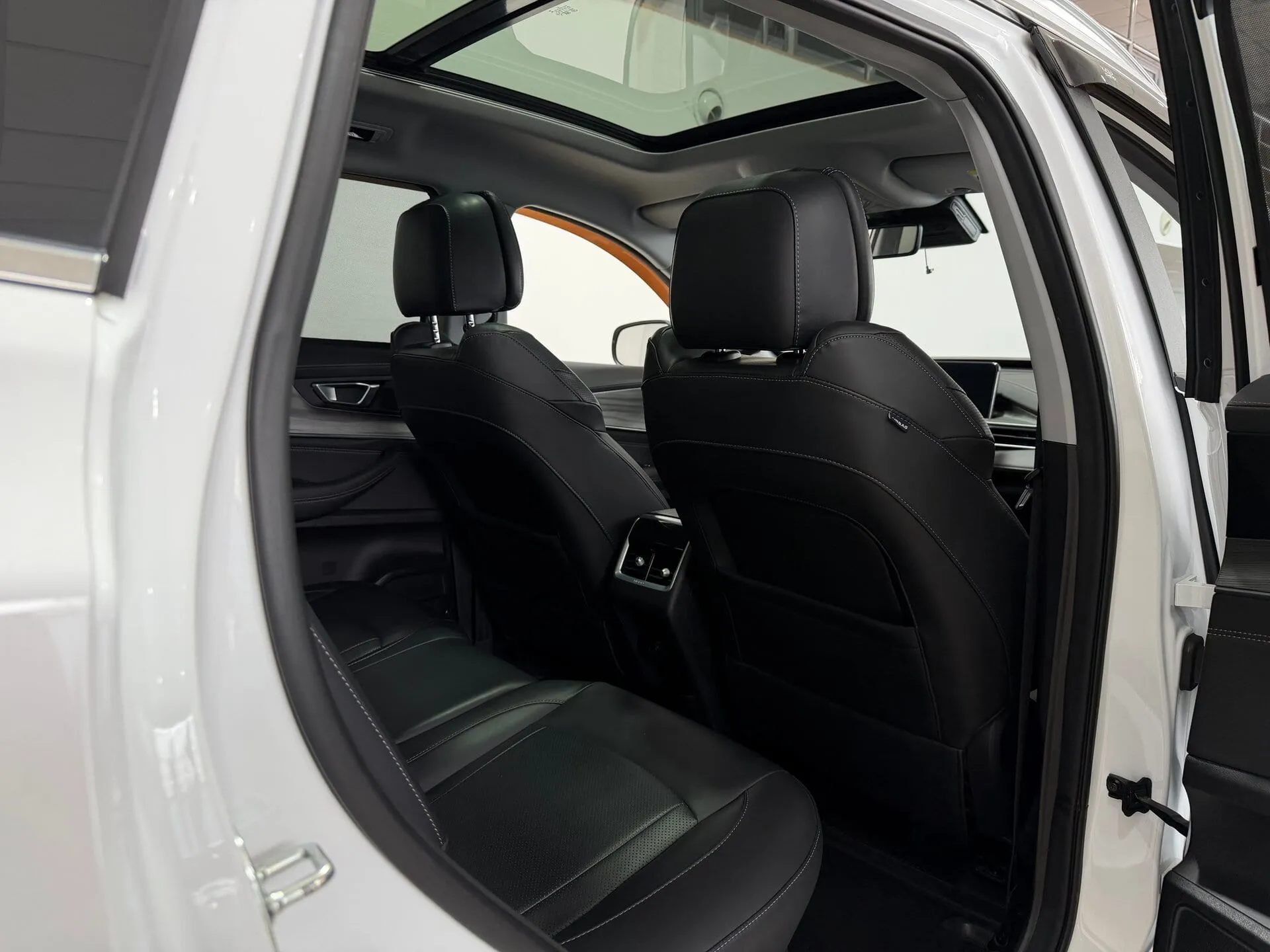 Chery Tiggo 8 Pro Max — фото 25 из 44