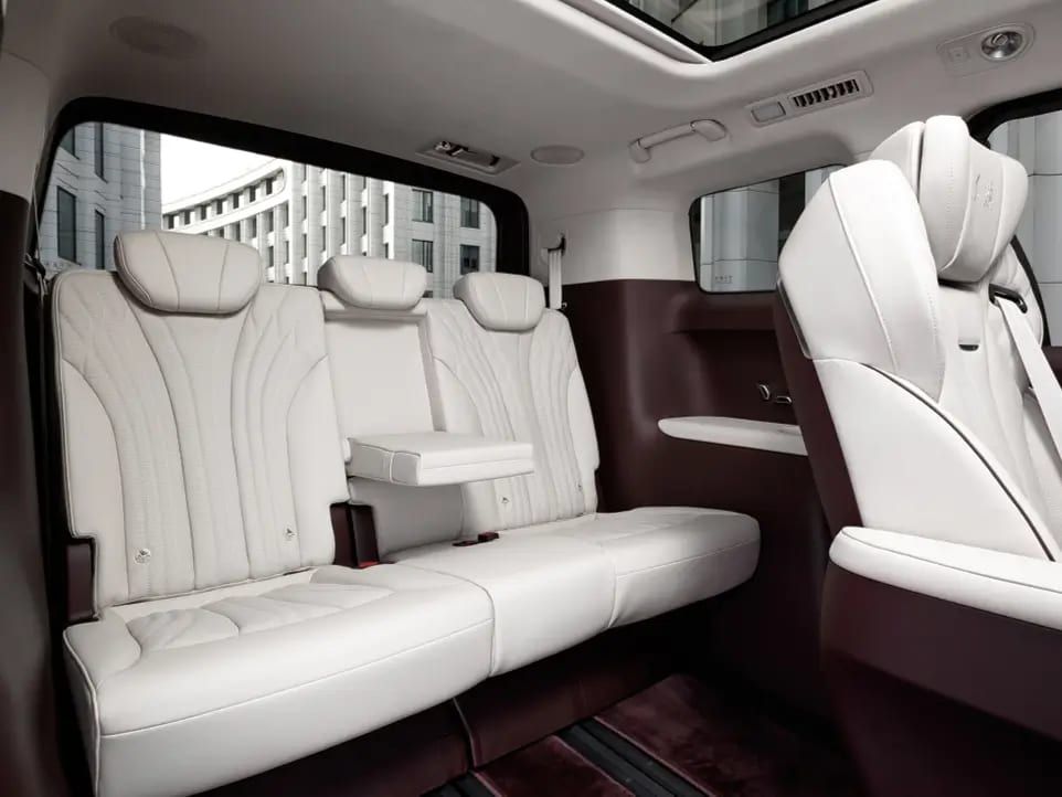 Hongqi HQ9