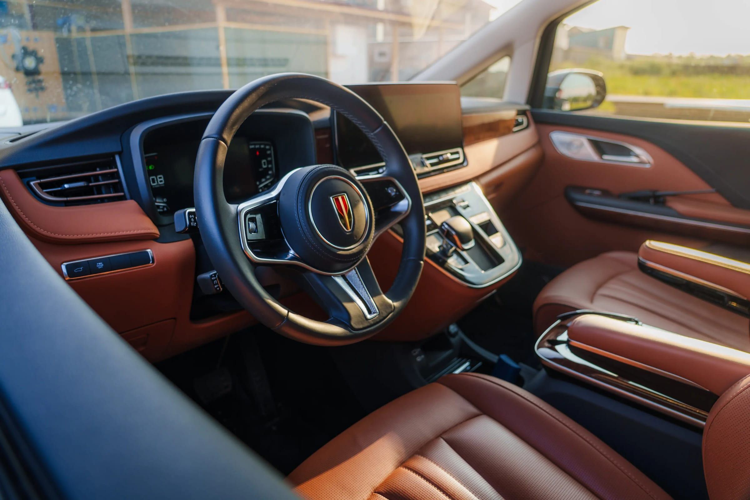 Hongqi HQ9