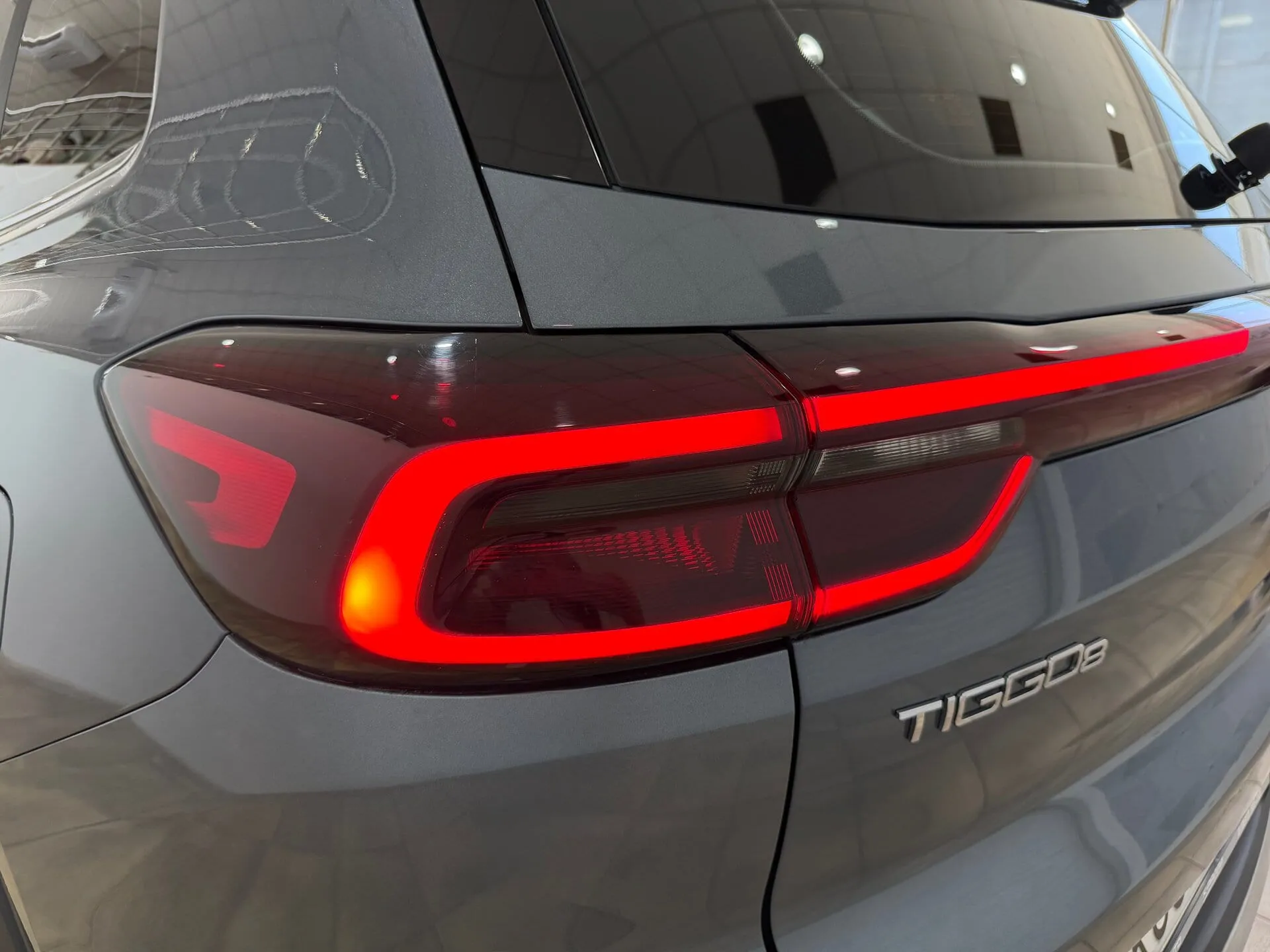 Chery Tiggo 8 — фото 18 из 40