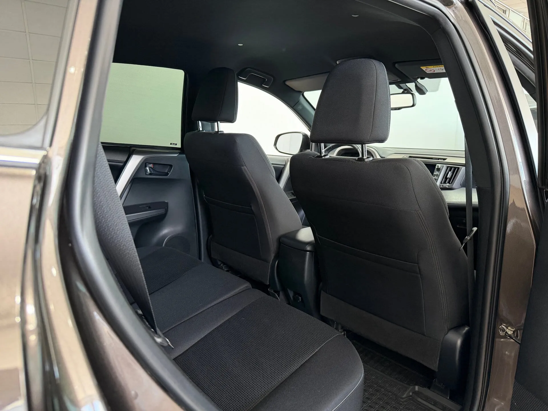 Toyota RAV4 — фото 26 из 39