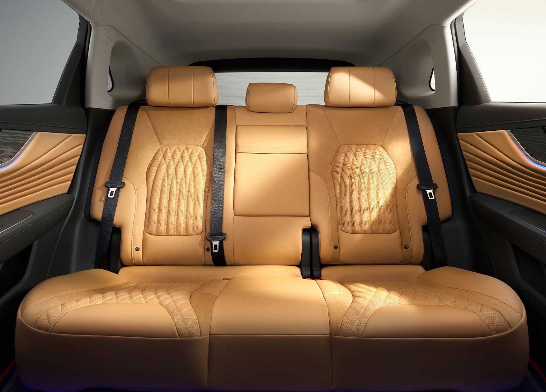 Hongqi HS5