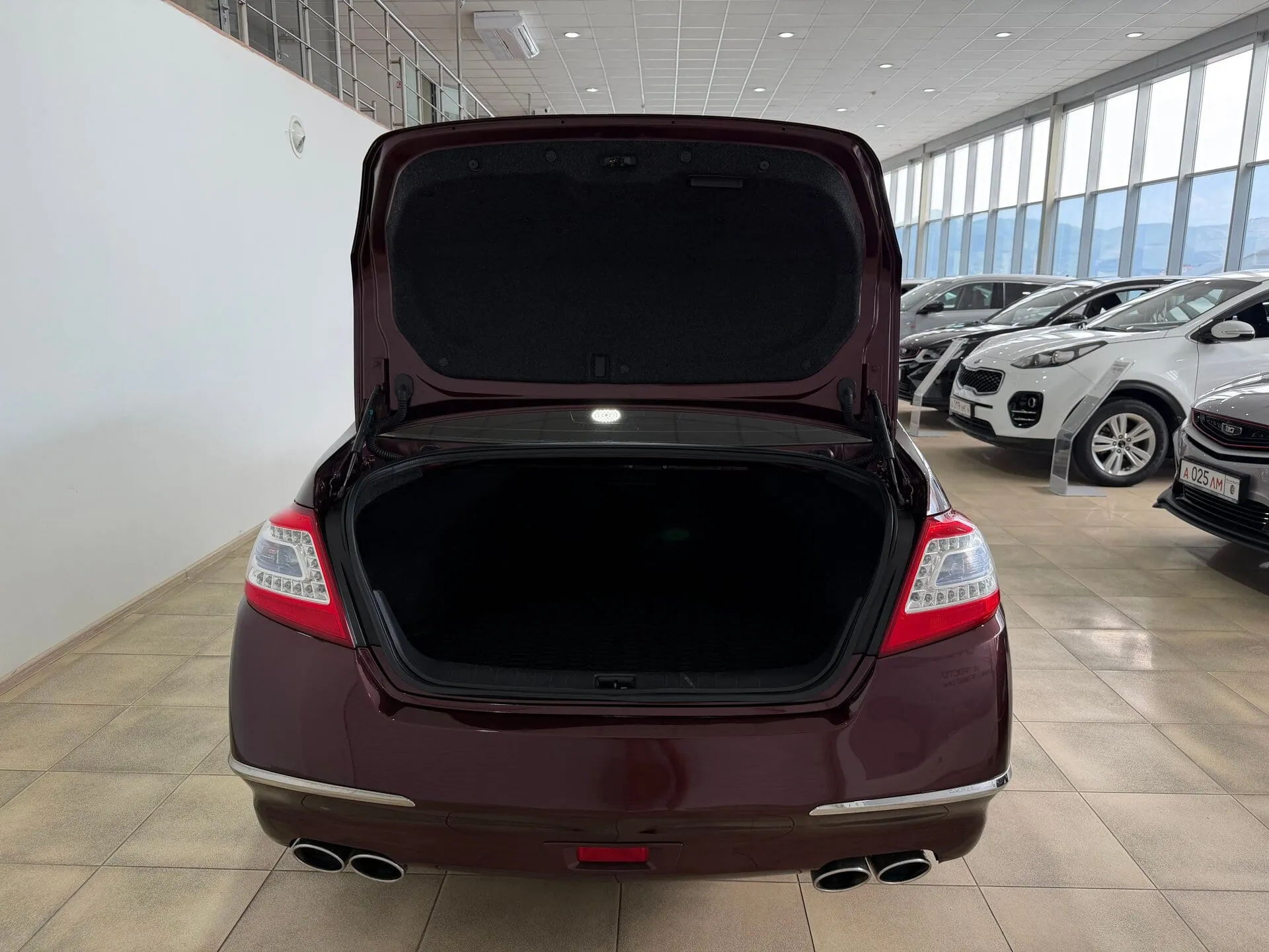 Nissan Teana — фото 23 из 36