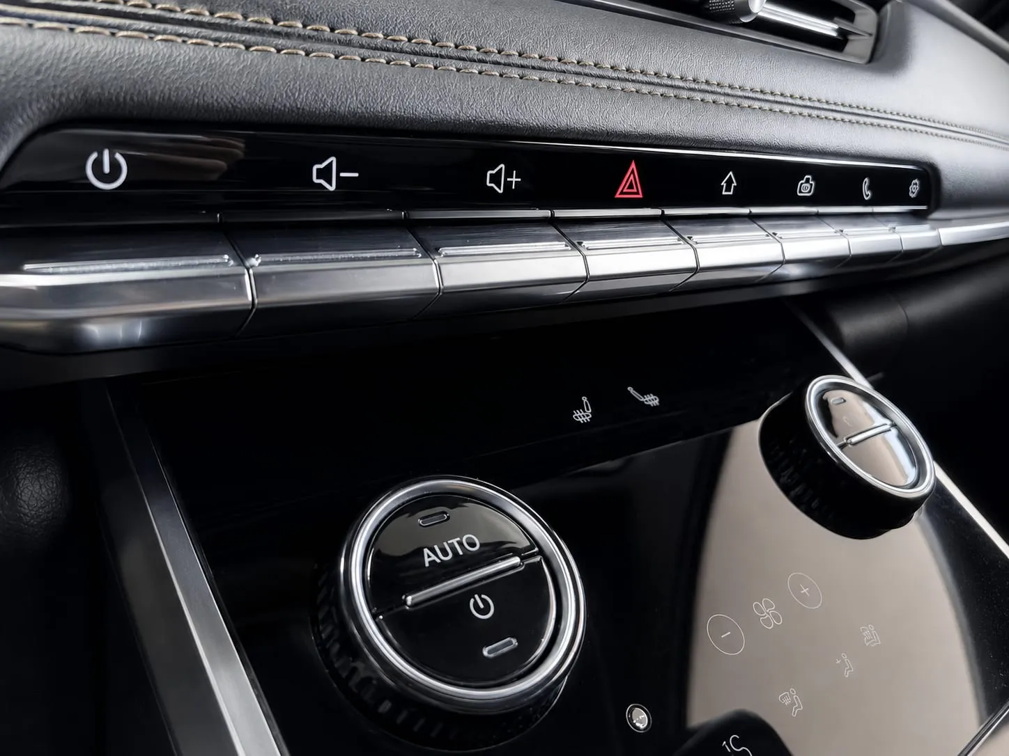 Chery Tiggo 8 — фото 33 из 40
