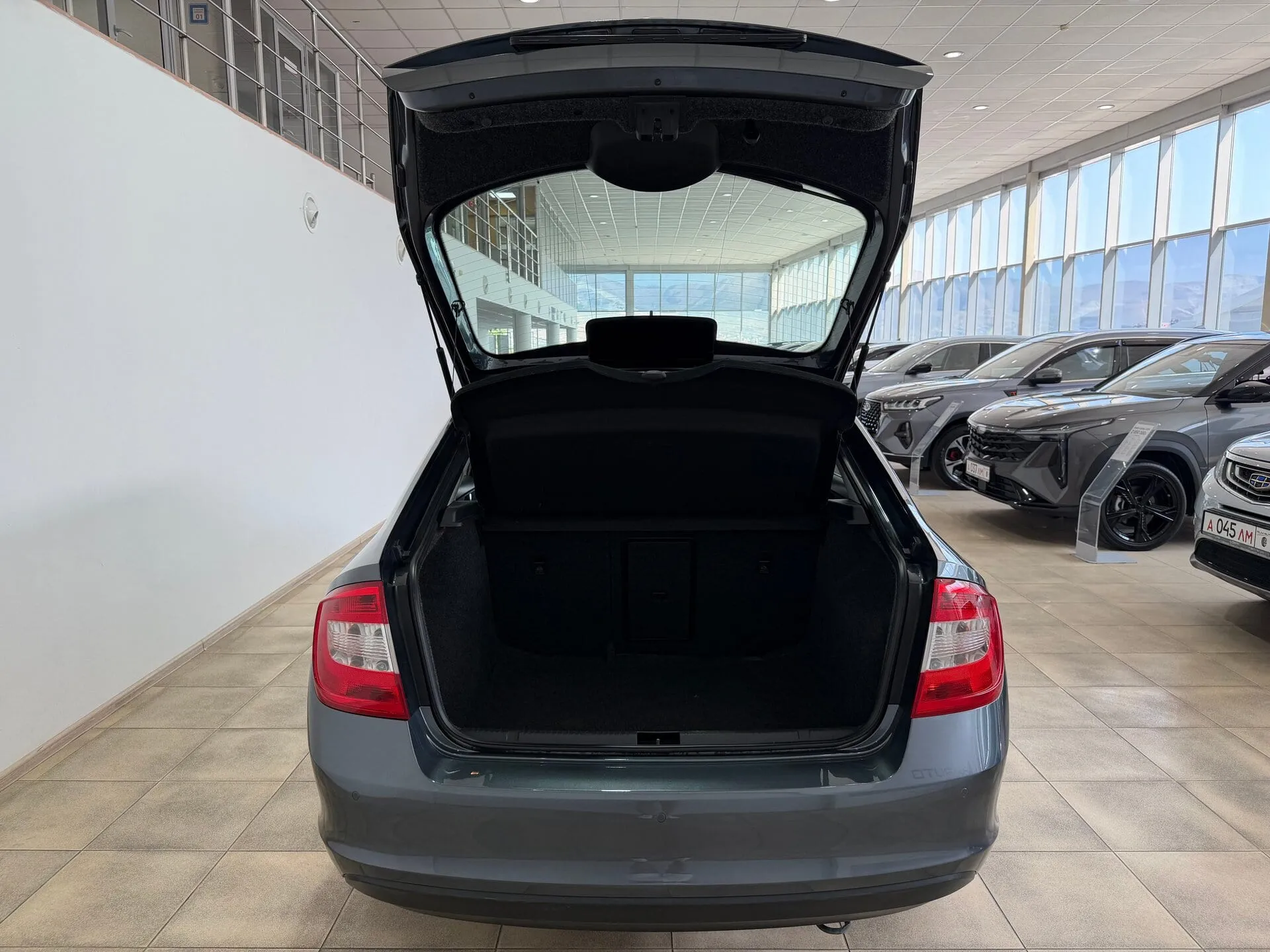 Skoda Rapid — фото 20 из 32