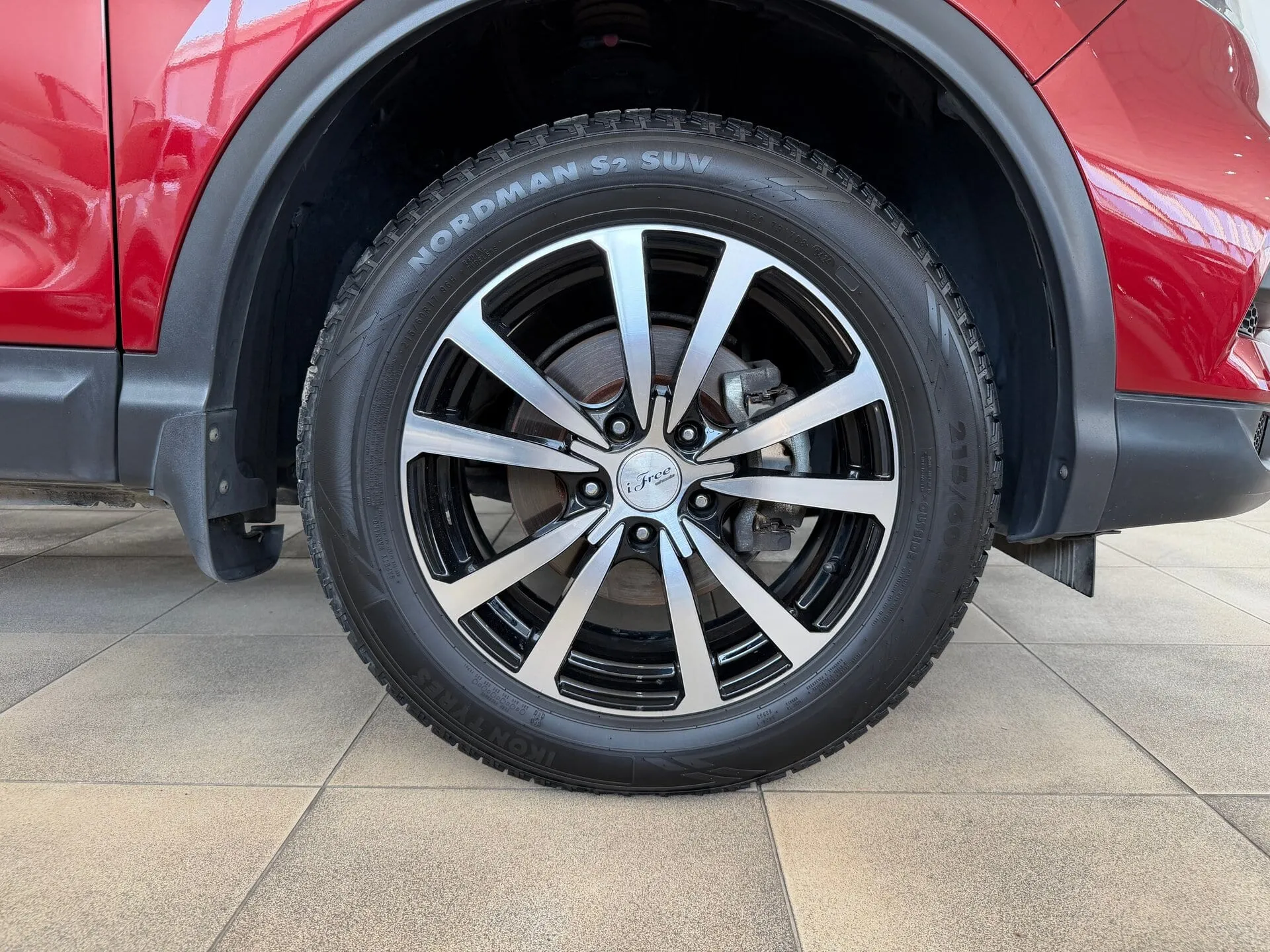 Nissan Qashqai — фото 27 из 28