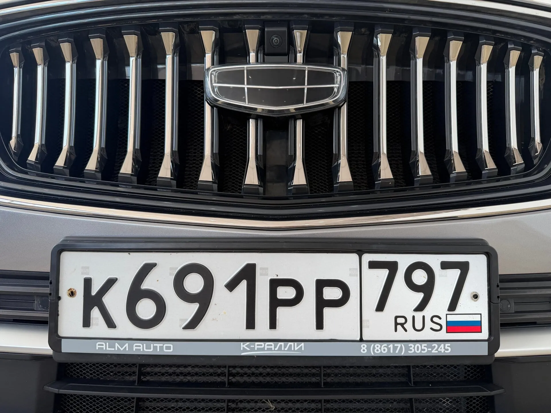 Geely Monjaro — фото 16 из 41
