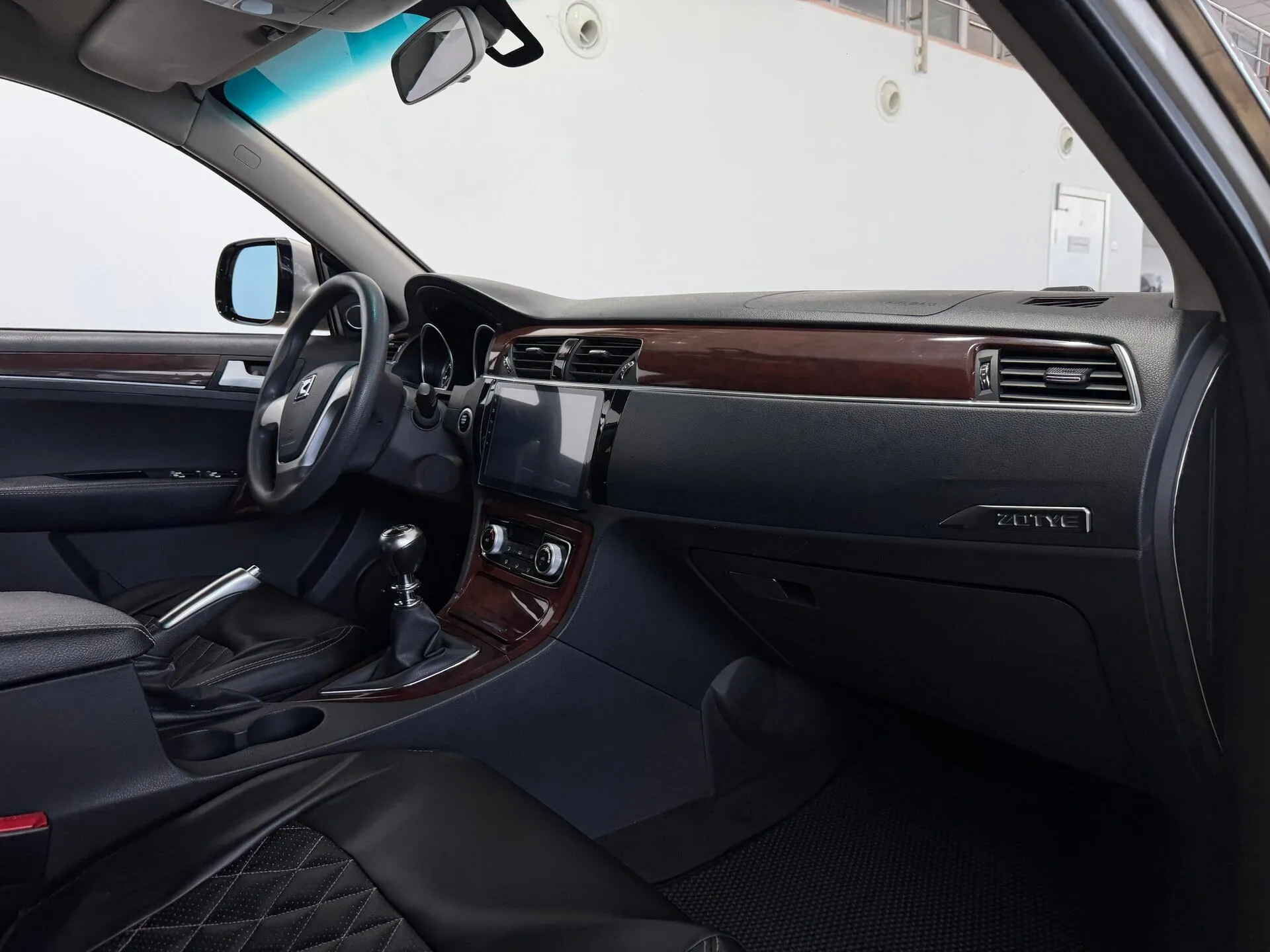 Zotye T600 — фото 10 из 34