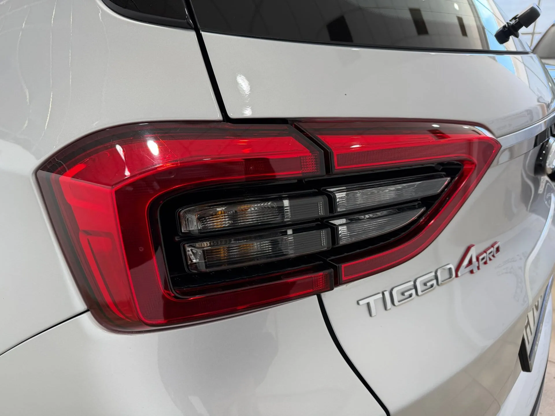 Chery Tiggo 4 Pro — фото 18 из 39