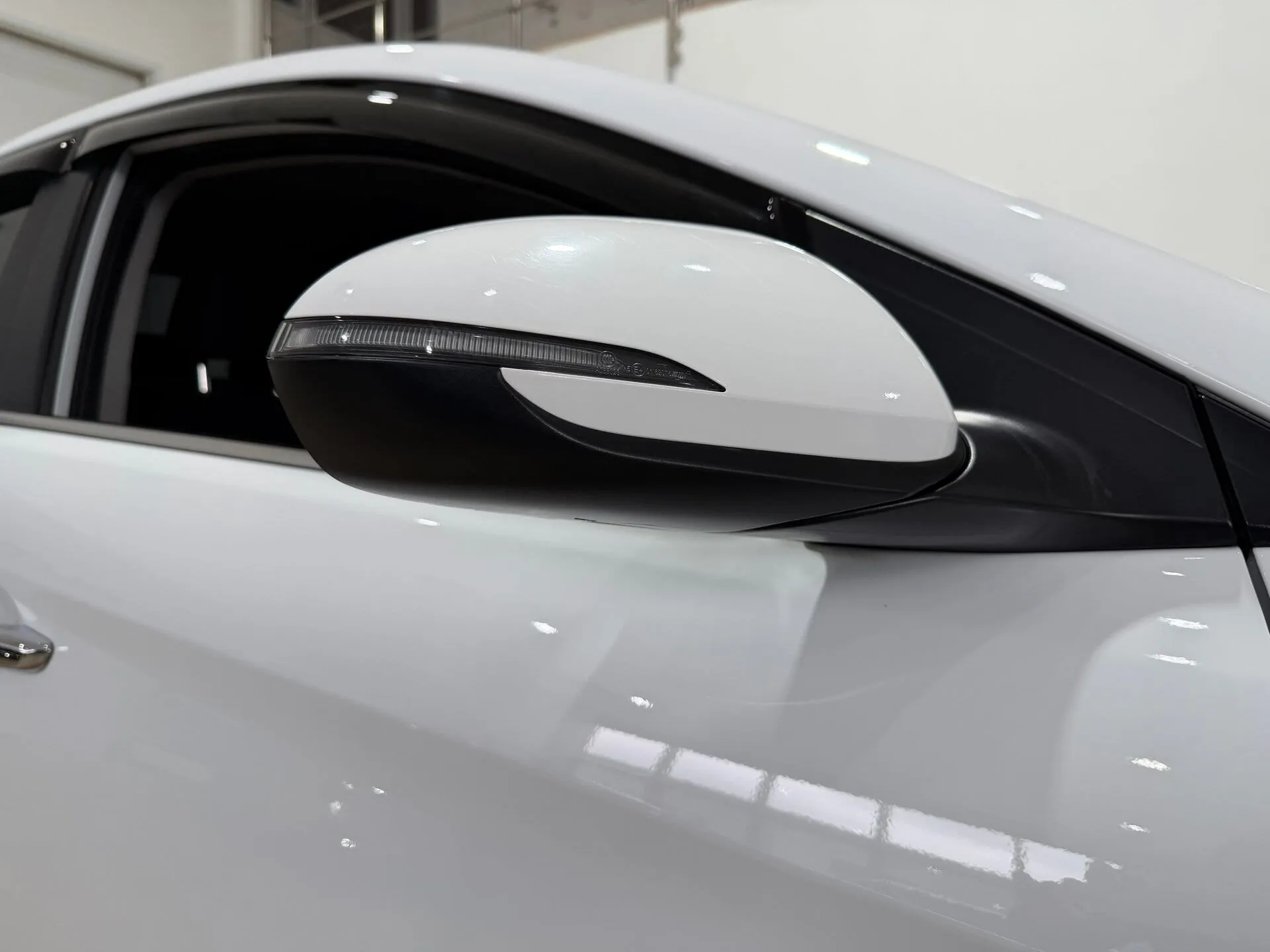 Hyundai Elantra — фото 29 из 34
