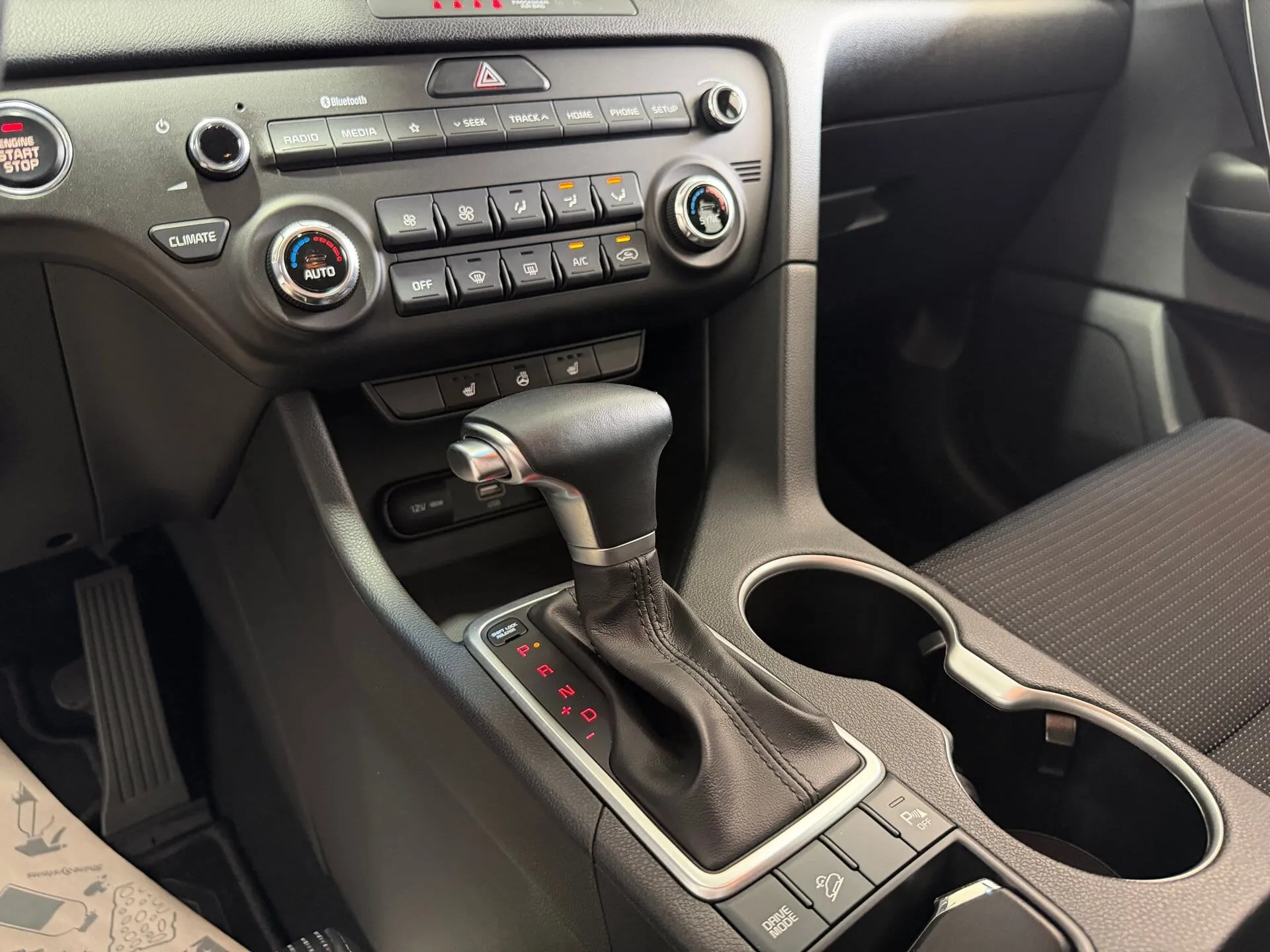 Kia Sportage — фото 14 из 37