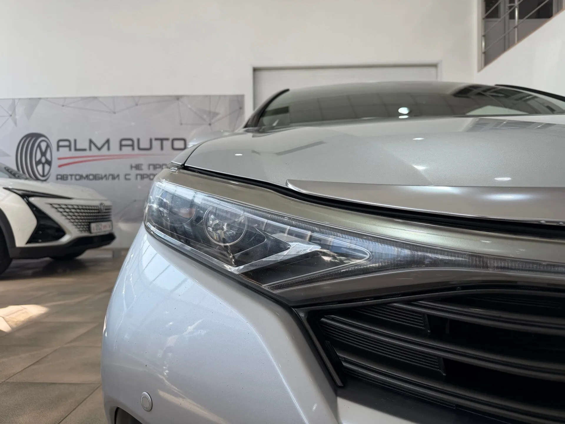 Toyota Sai — фото 16 из 33