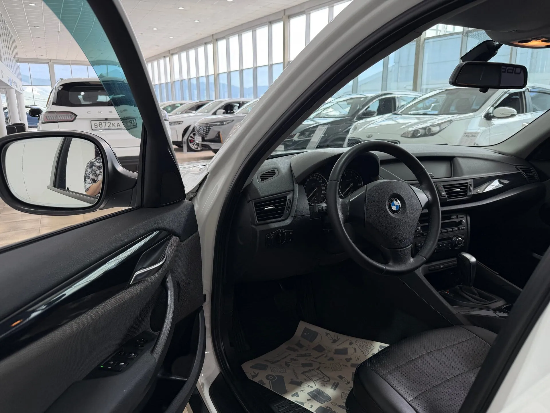 BMW X1 — фото 8 из 32