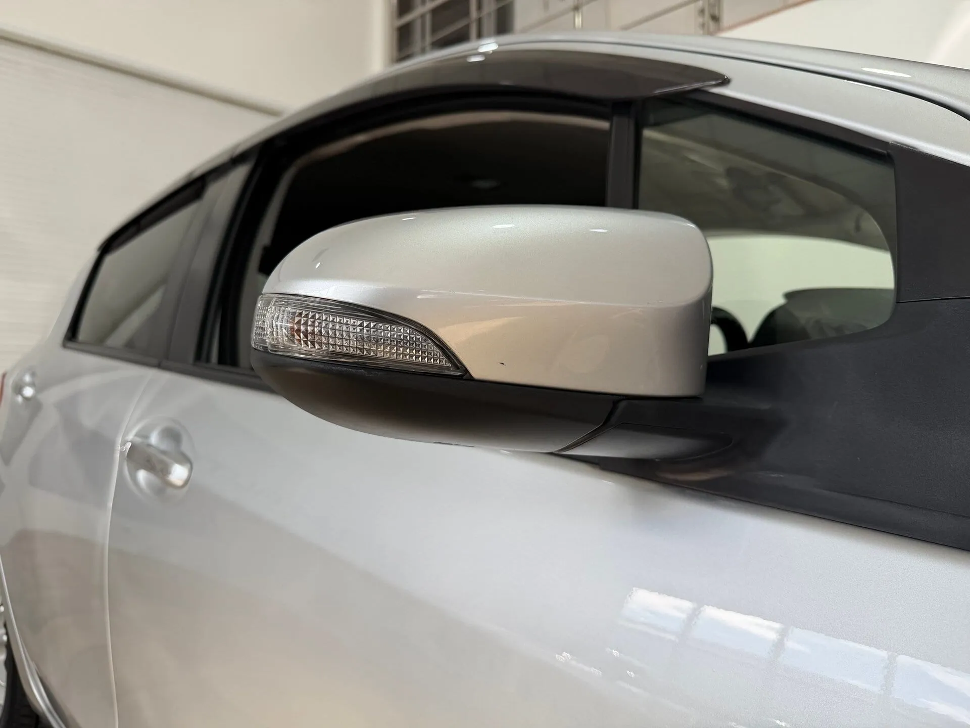 Toyota Vitz — фото 23 из 33