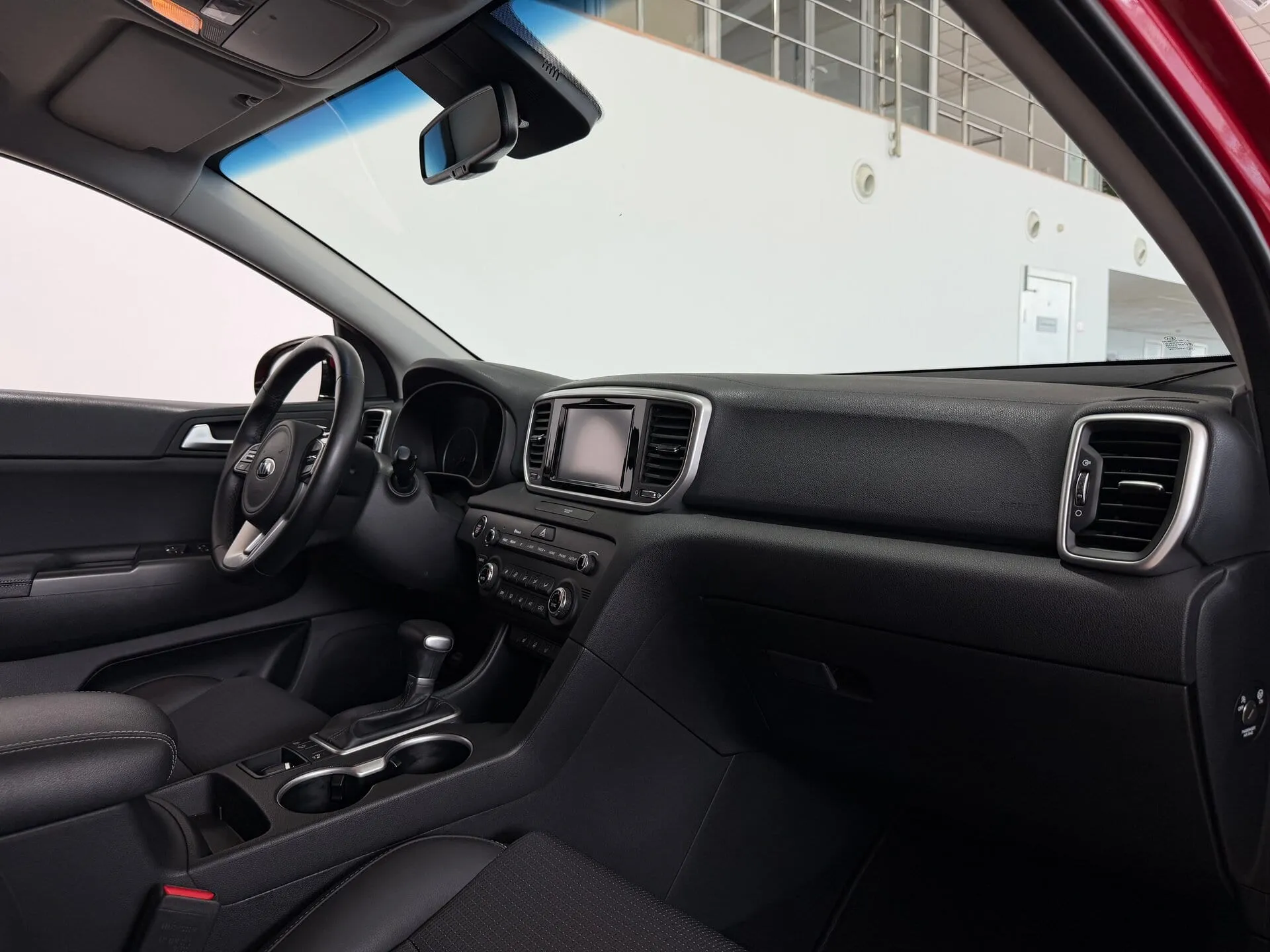 Kia Sportage — фото 10 из 37
