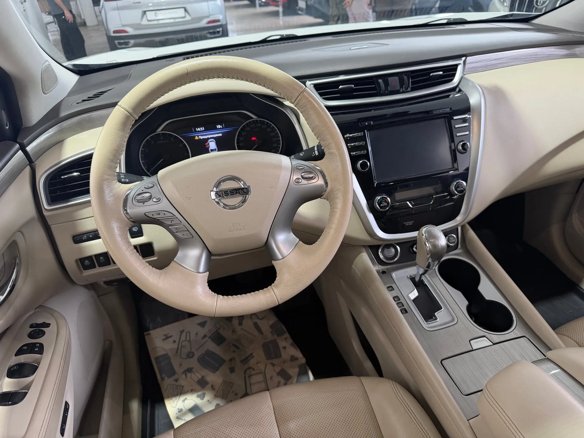 Nissan Murano — фото 35 из 37