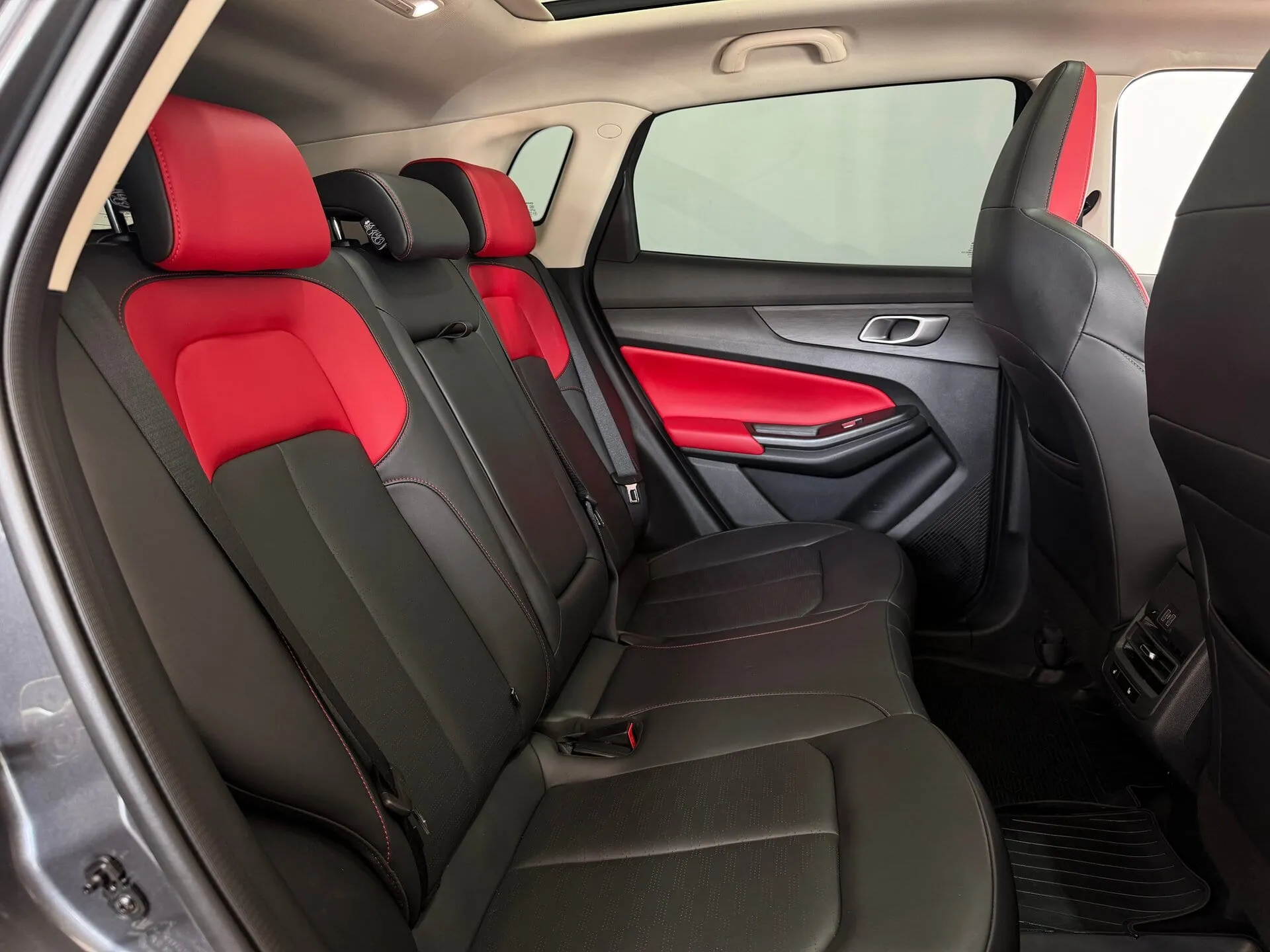 Changan CS55 Plus — фото 14 из 37