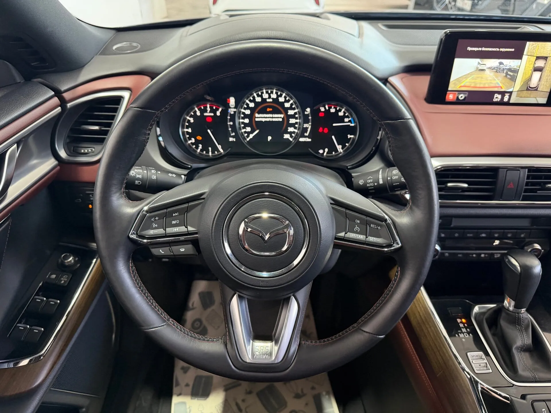 Mazda CX-9 — фото 11 из 38