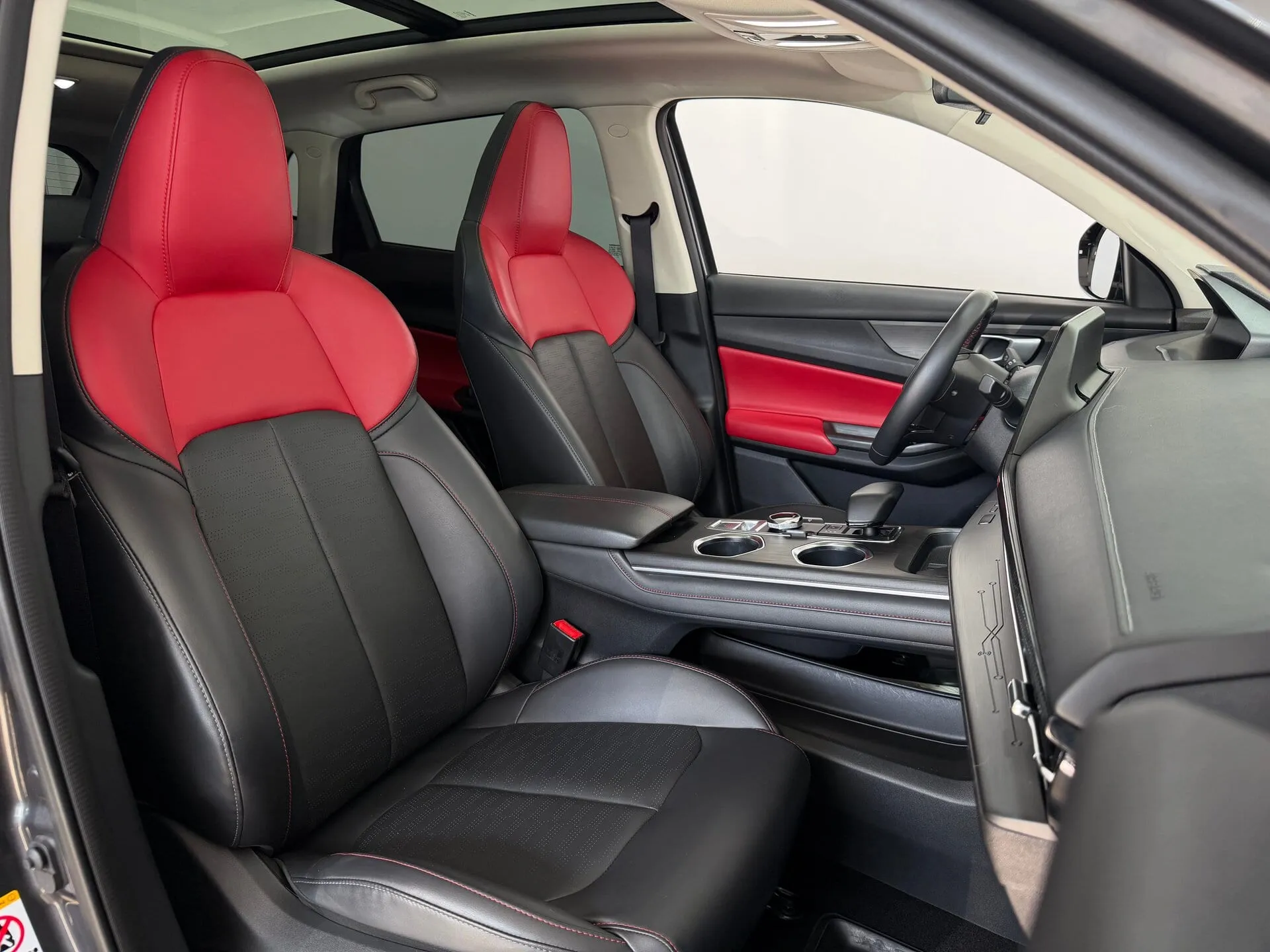 Changan CS55 Plus — фото 31 из 37