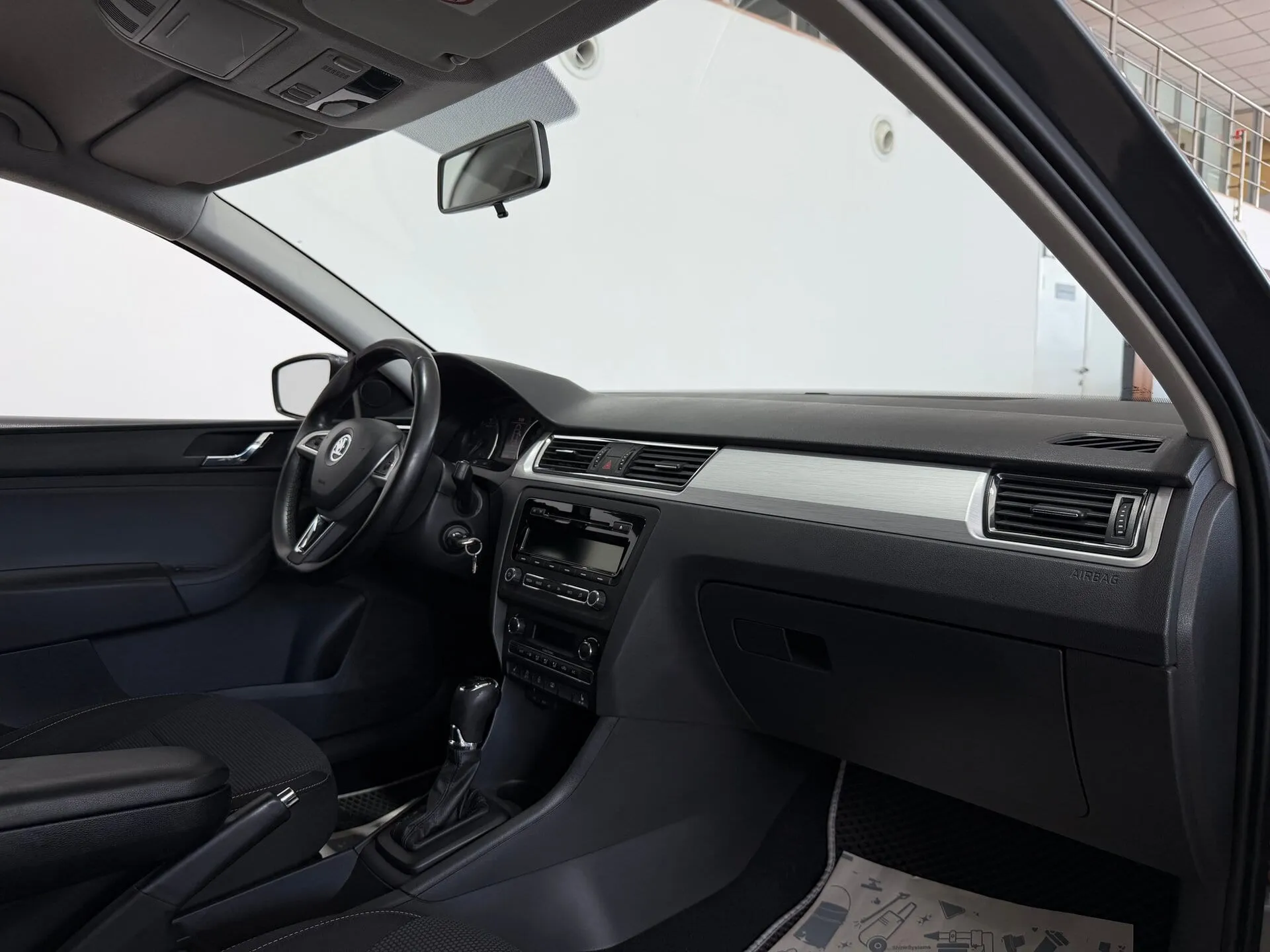 Skoda Rapid — фото 10 из 32