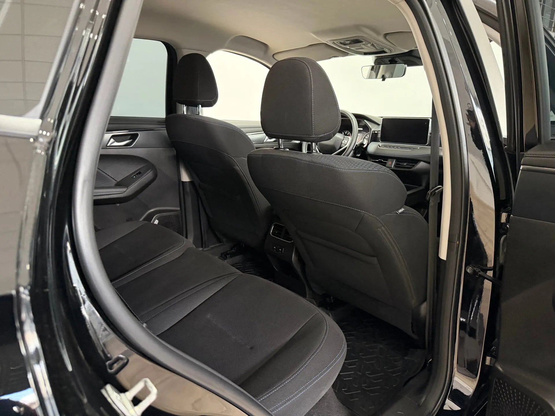 Haval Jolion — фото 24 из 36