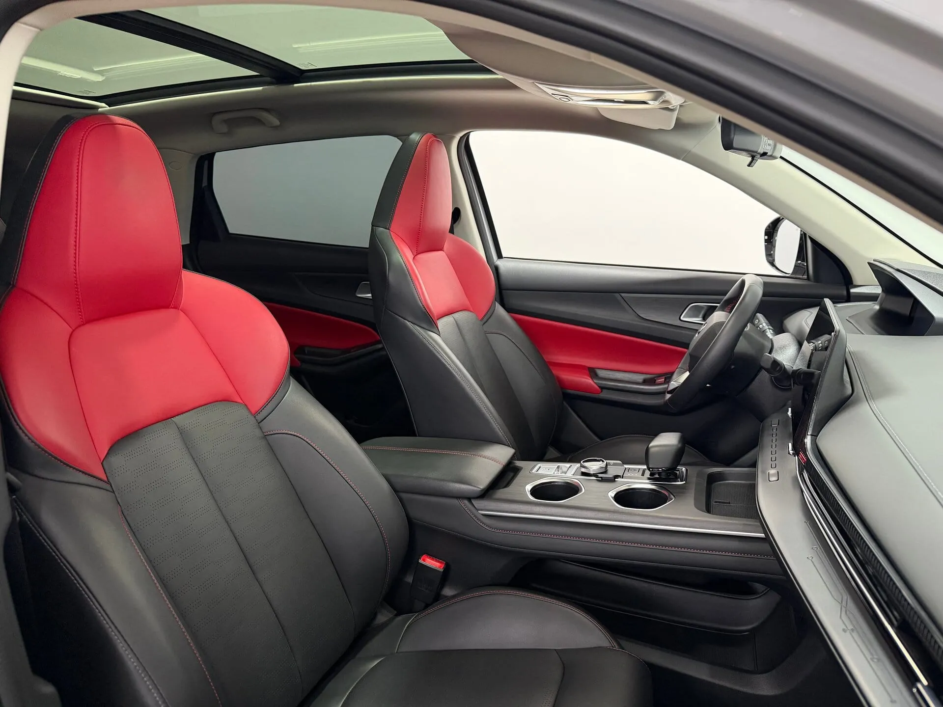 Changan CS55 Plus — фото 35 из 45