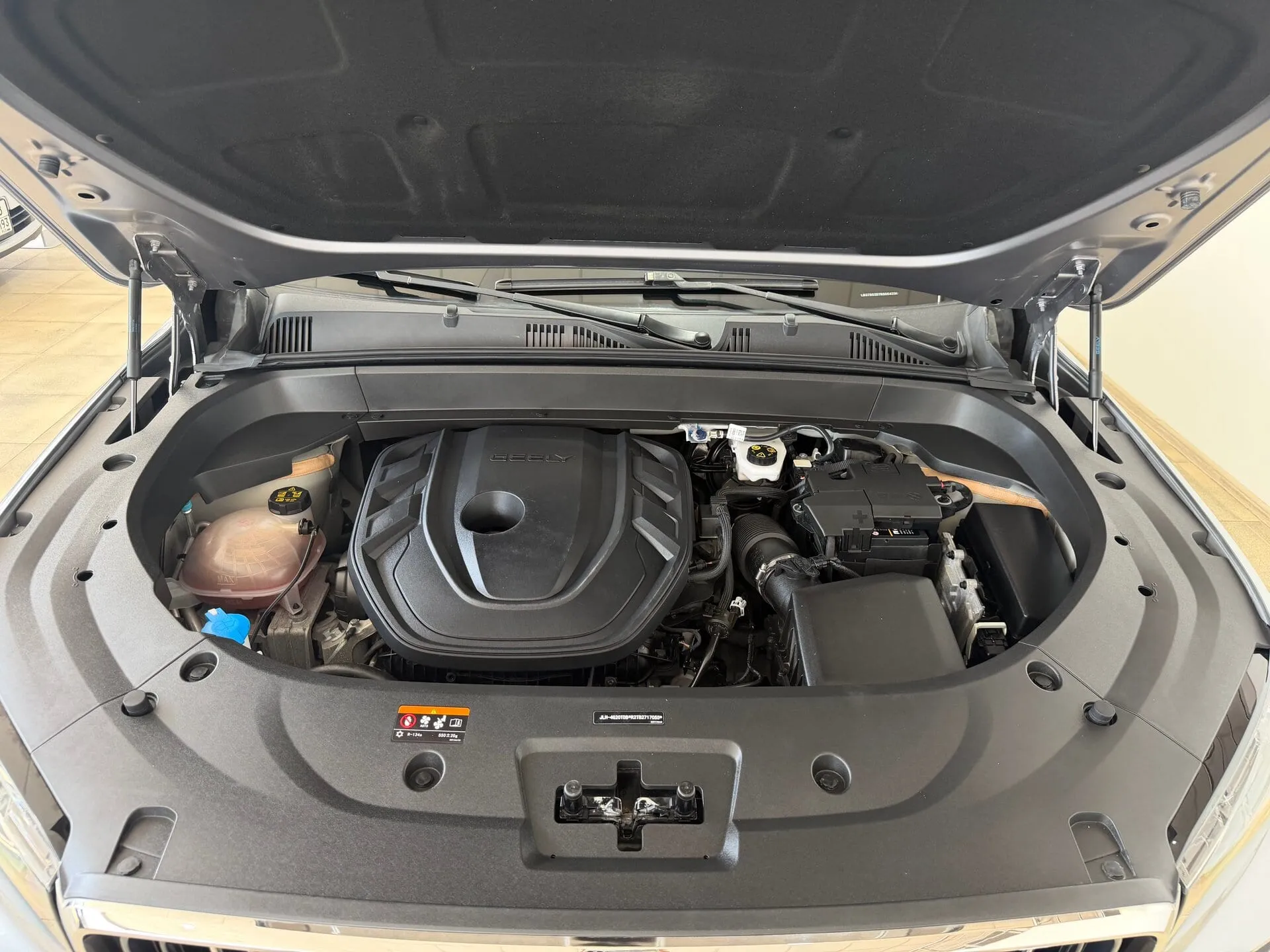 Geely Monjaro — фото 41 из 41