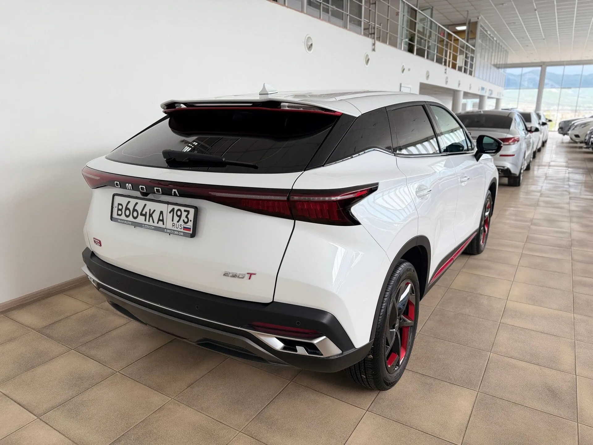 Omoda C5 — фото 4 из 39