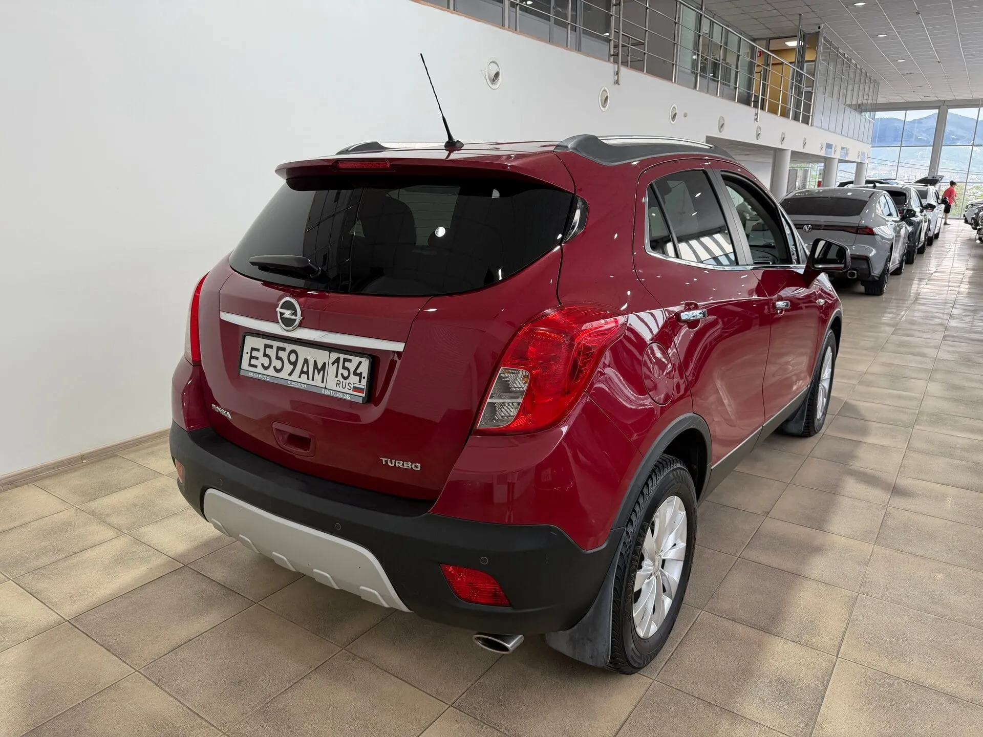 Opel Mokka — фото 4 из 36