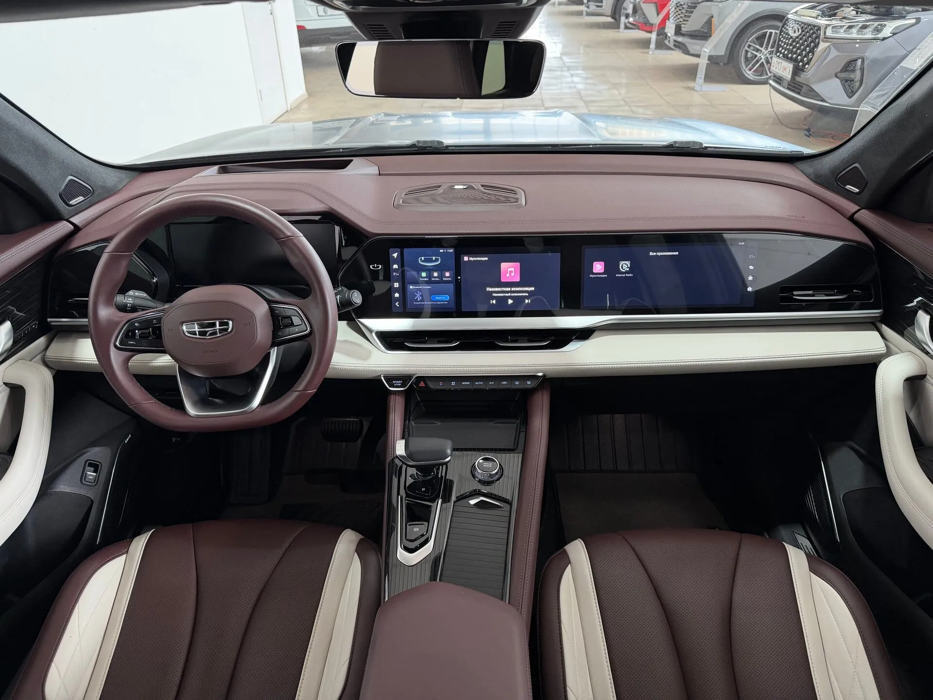 Geely Monjaro — фото 9 из 42