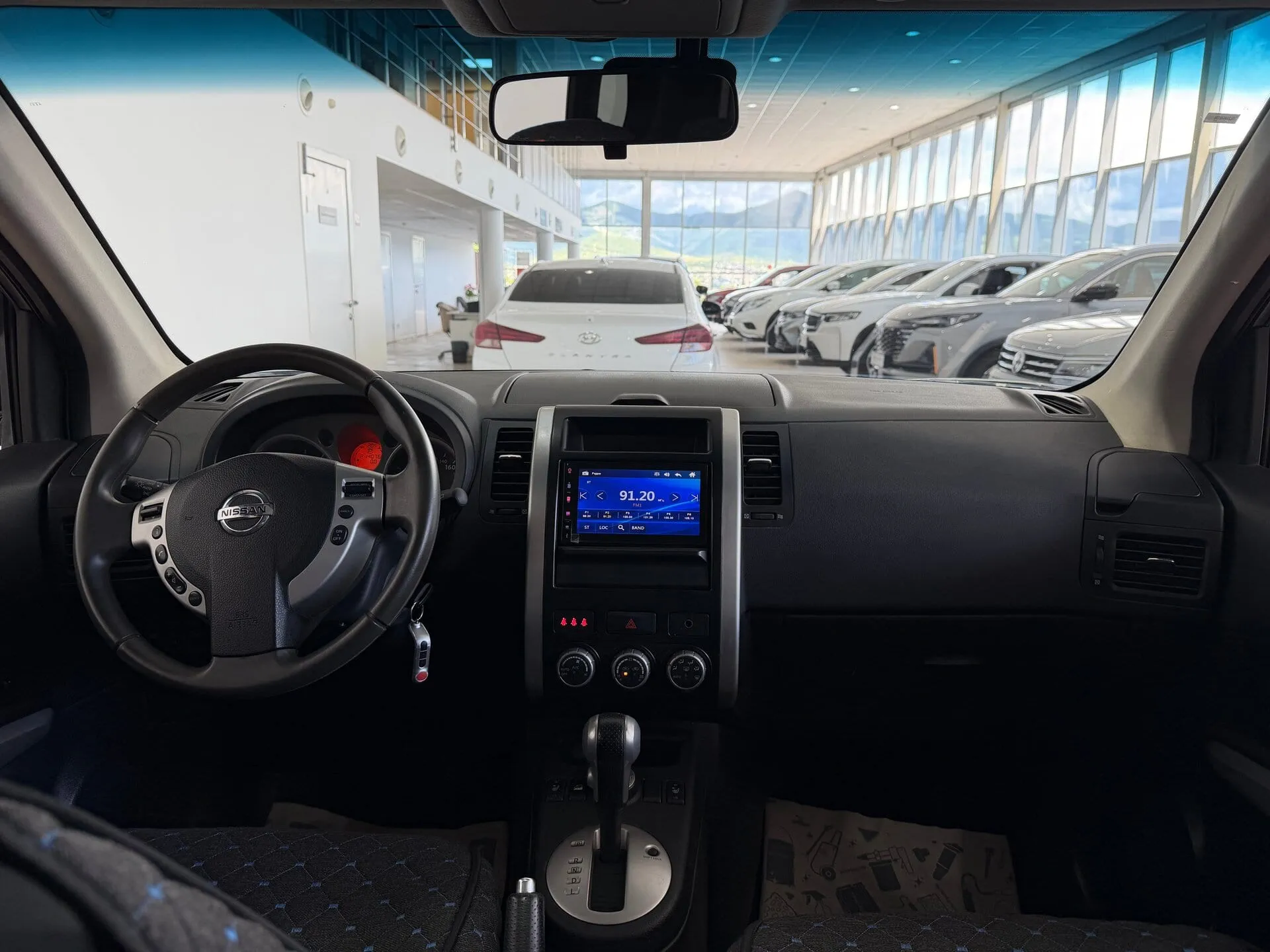 Nissan X-Trail — фото 9 из 35