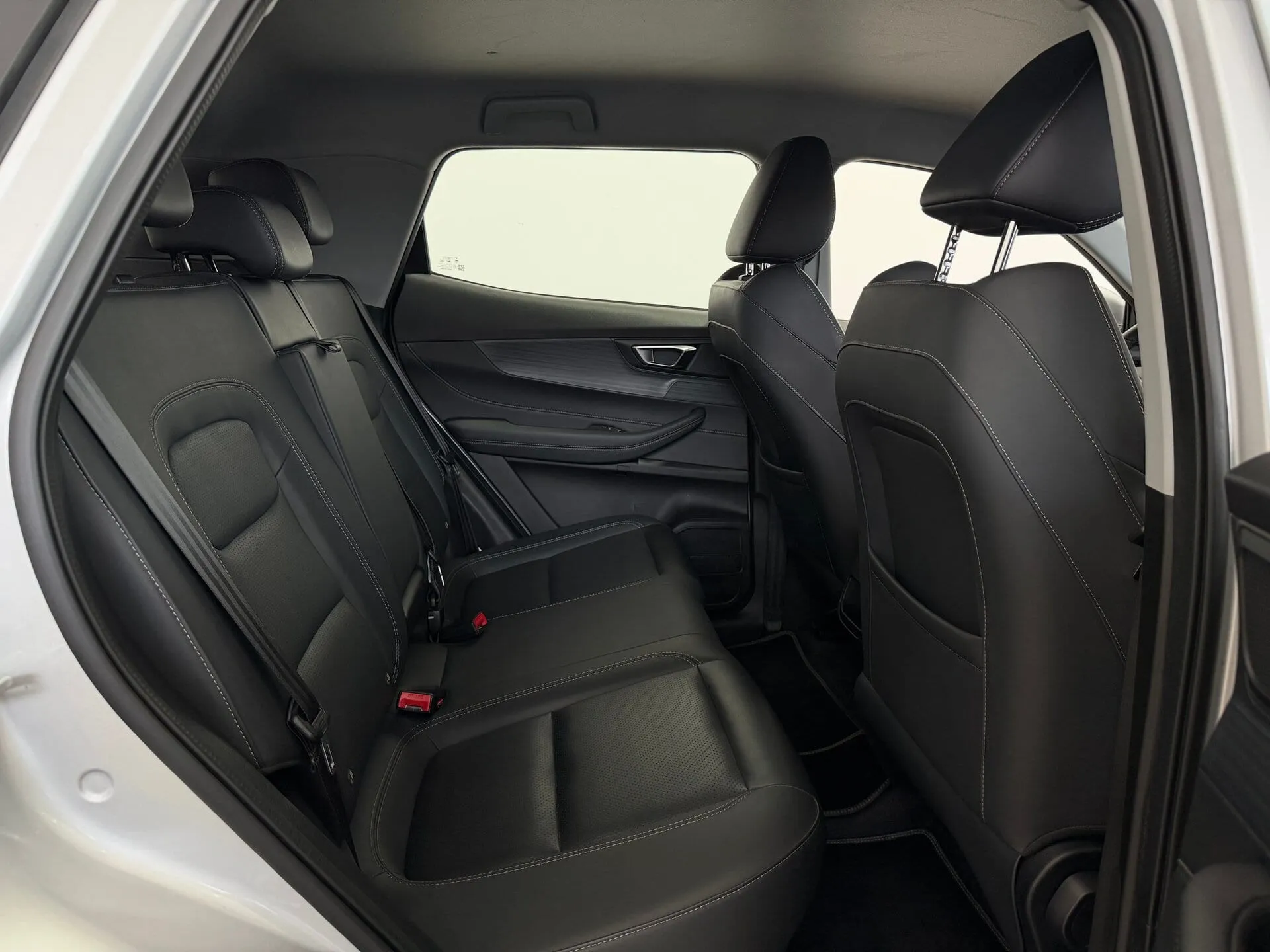 Chery Tiggo 4 Pro — фото 14 из 36