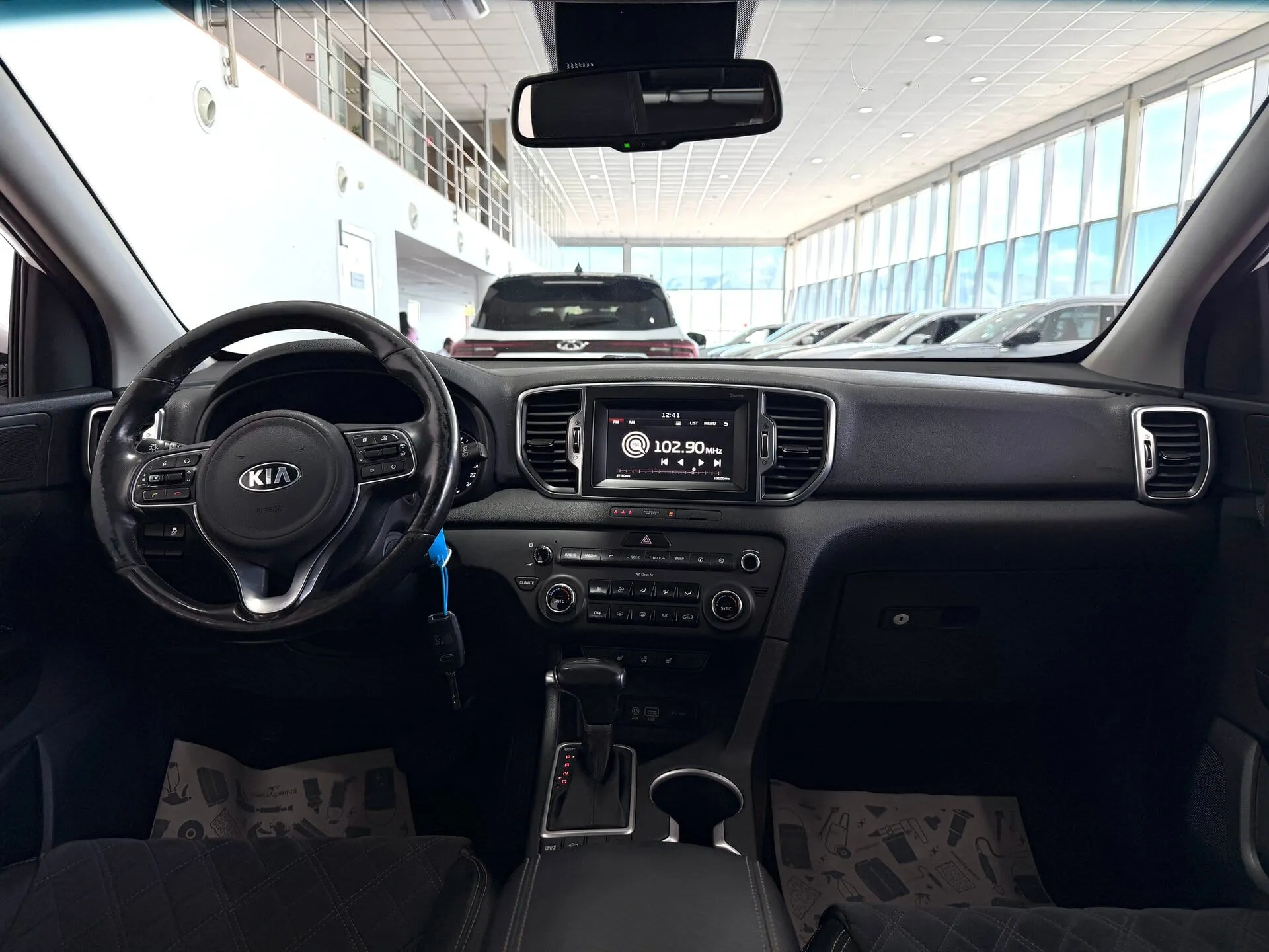 Kia Sportage — фото 9 из 34