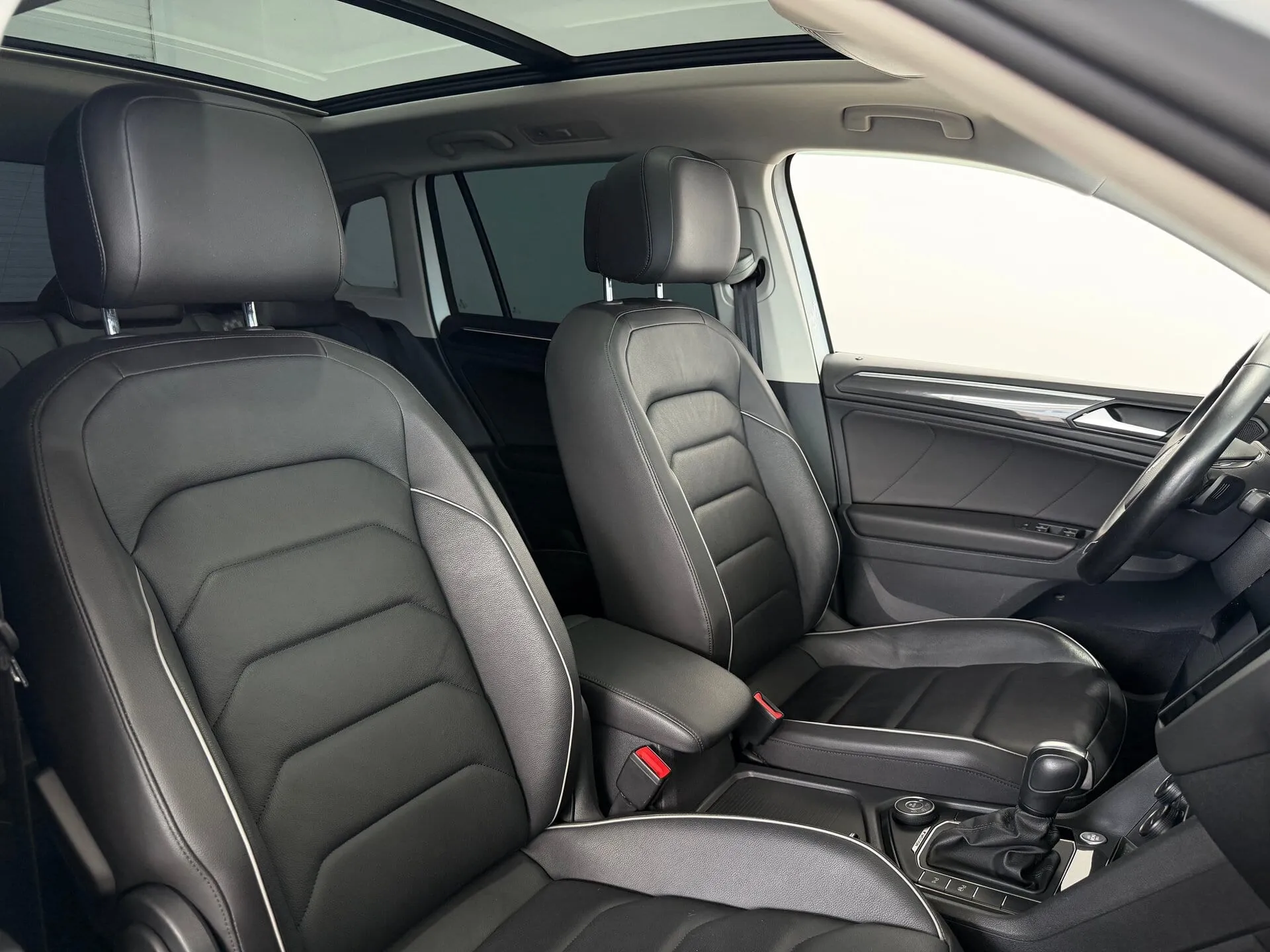 Volkswagen Tiguan — фото 28 из 37