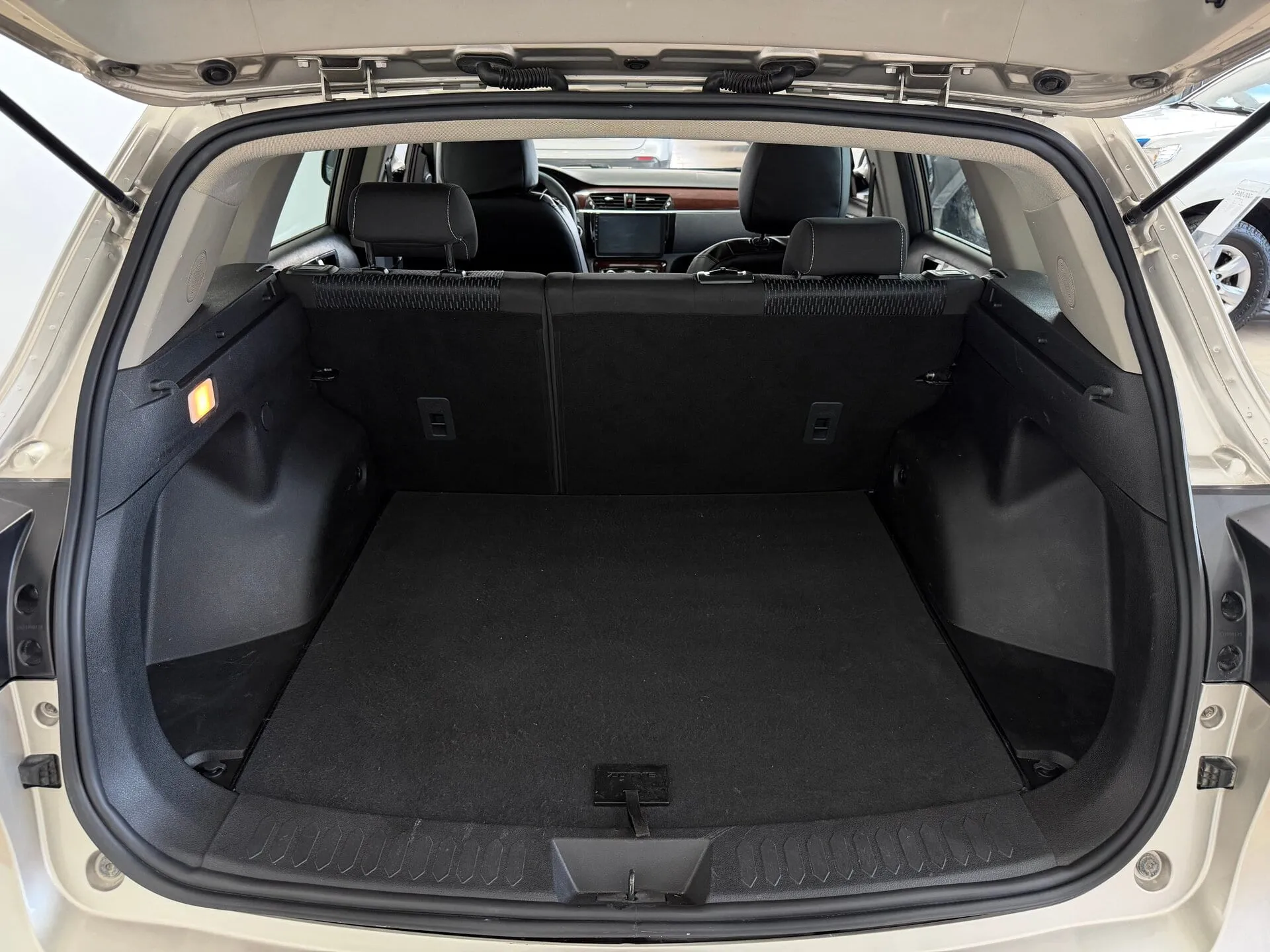 Zotye T600 — фото 22 из 34