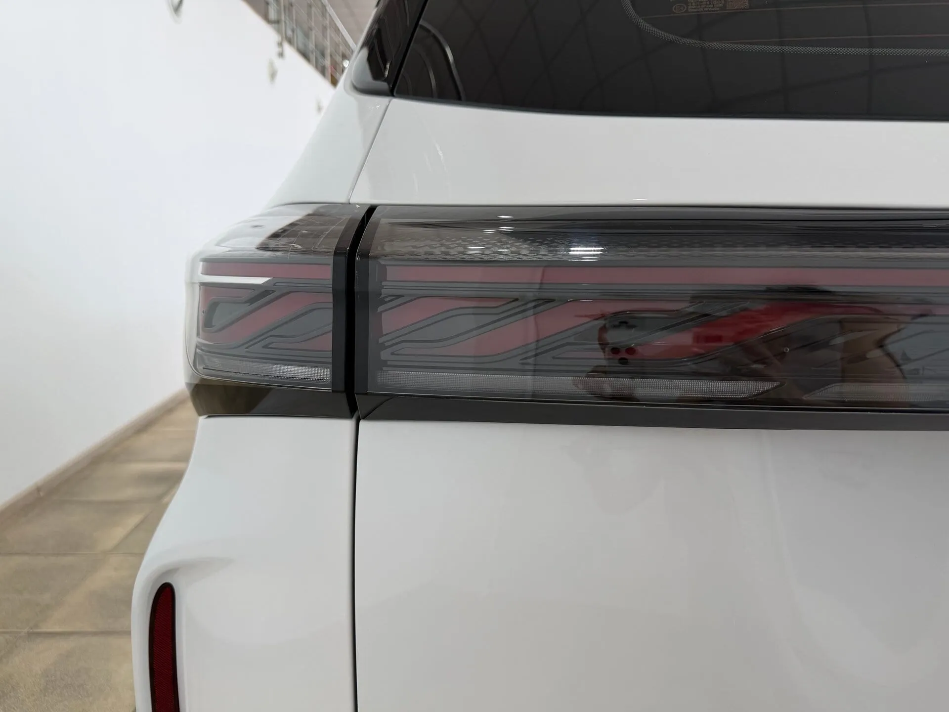 Chery Tiggo 4 — фото 19 из 41