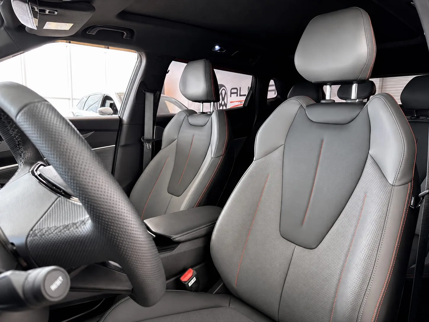 Geely Cityray — фото 35 из 39