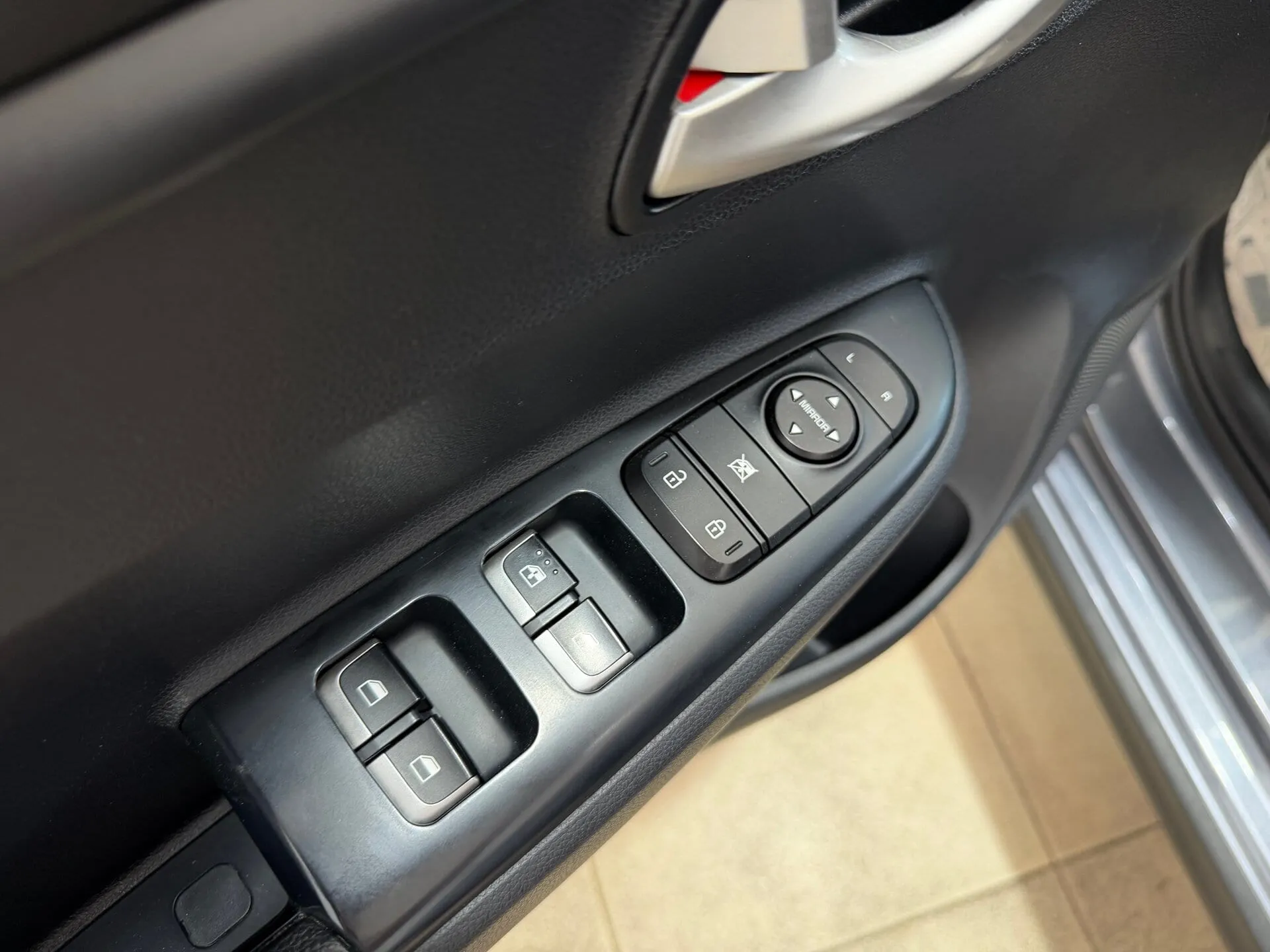 Kia Rio — фото 30 из 36