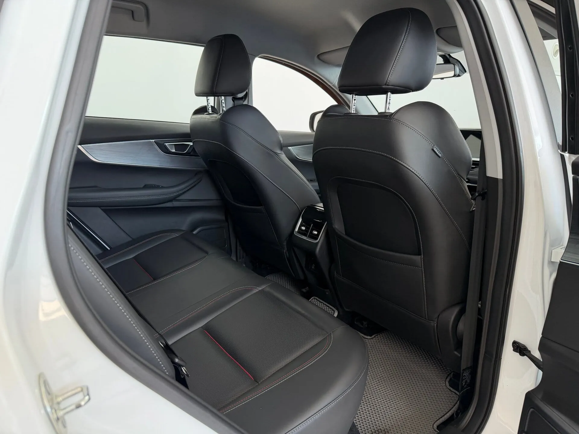 Chery Tiggo 7 Pro — фото 26 из 40