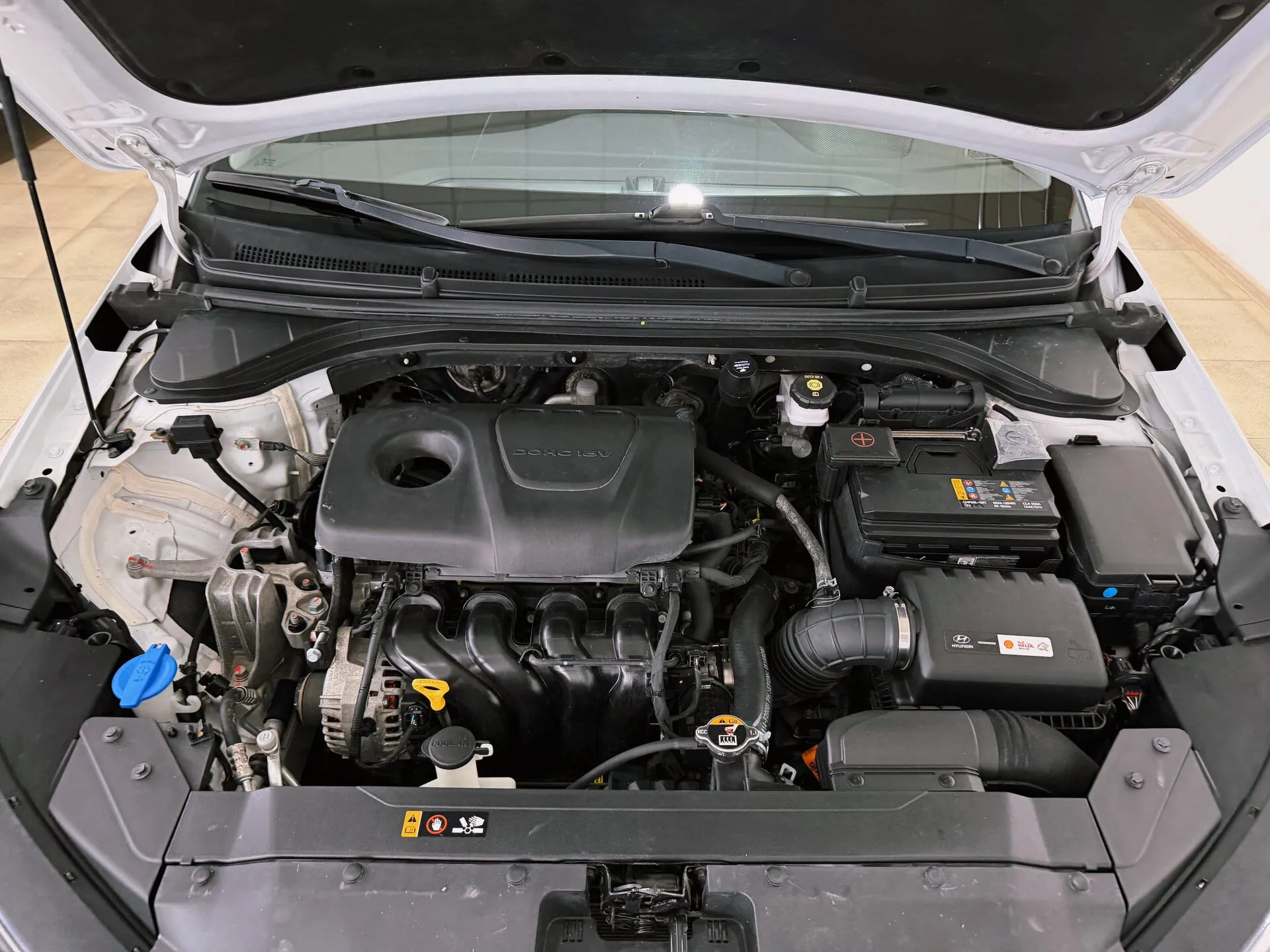 Hyundai Elantra — фото 34 из 34