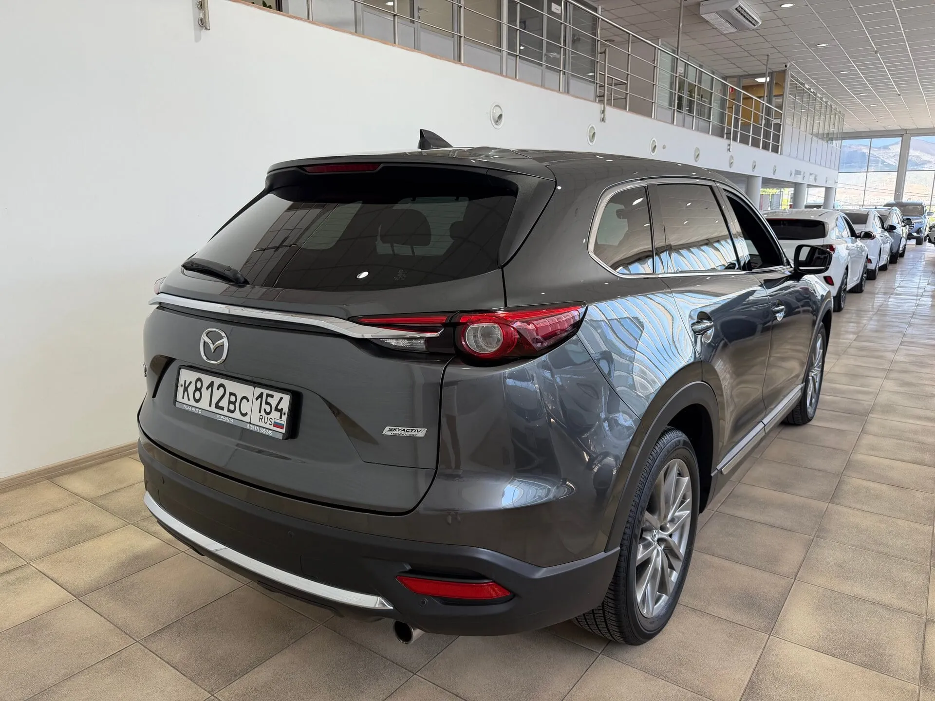 Mazda CX-9 — фото 4 из 38