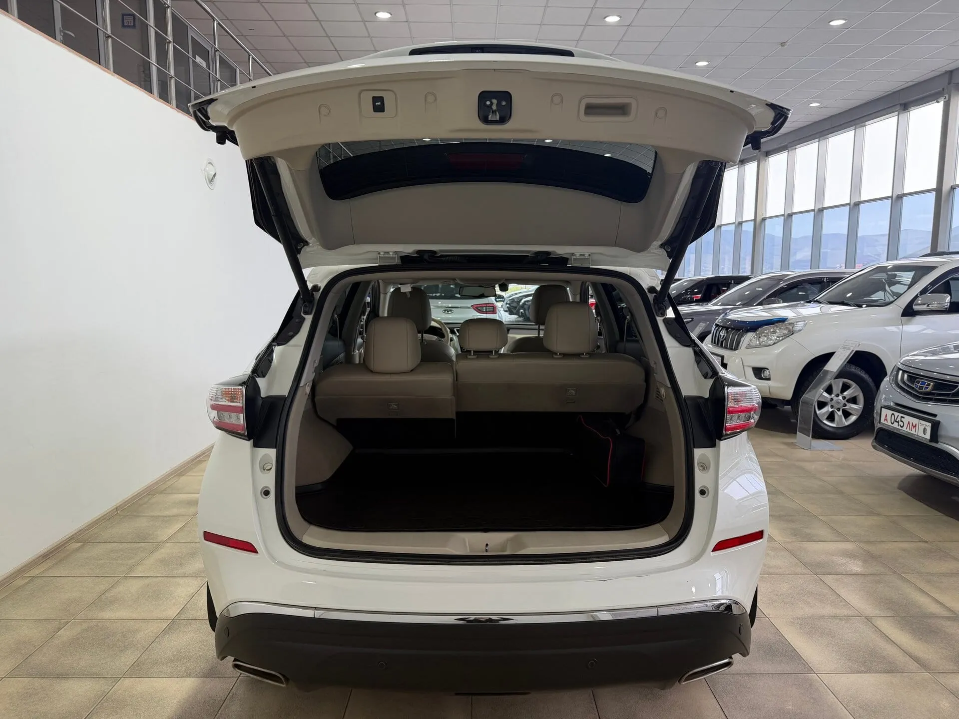 Nissan Murano — фото 23 из 37
