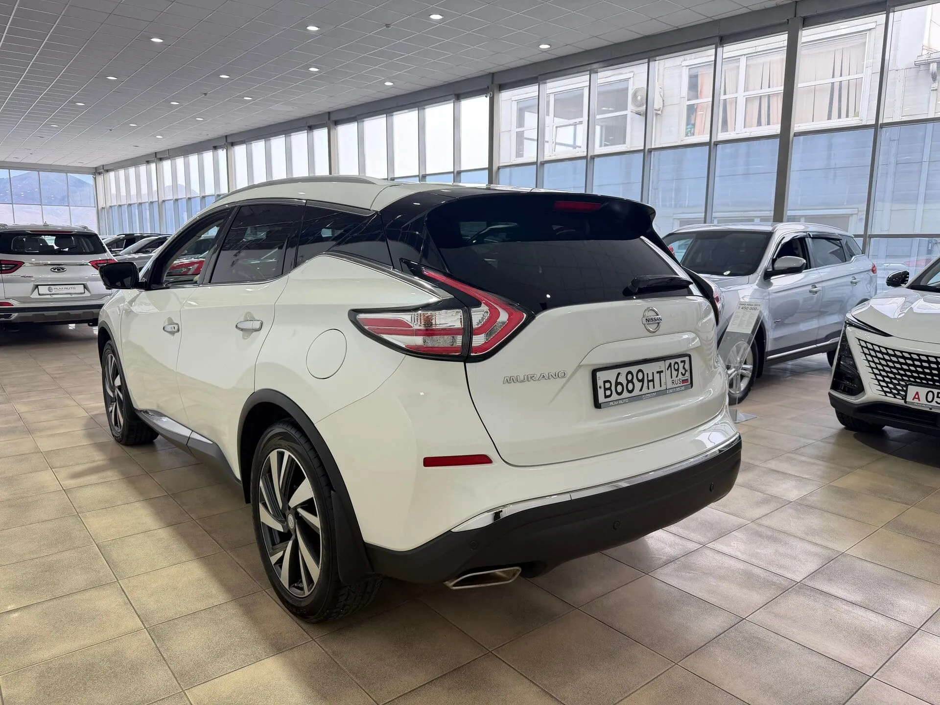 Nissan Murano — фото 6 из 37