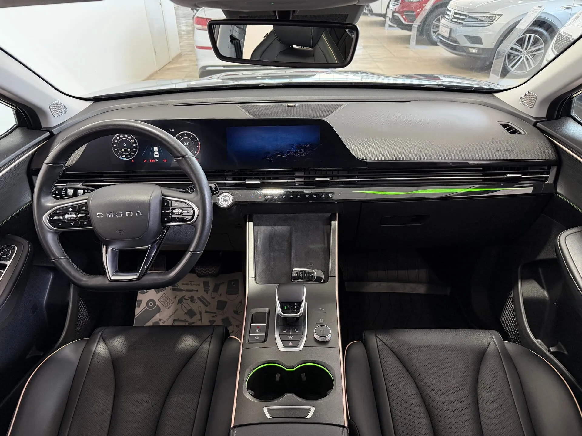 Omoda C5 — фото 8 из 40