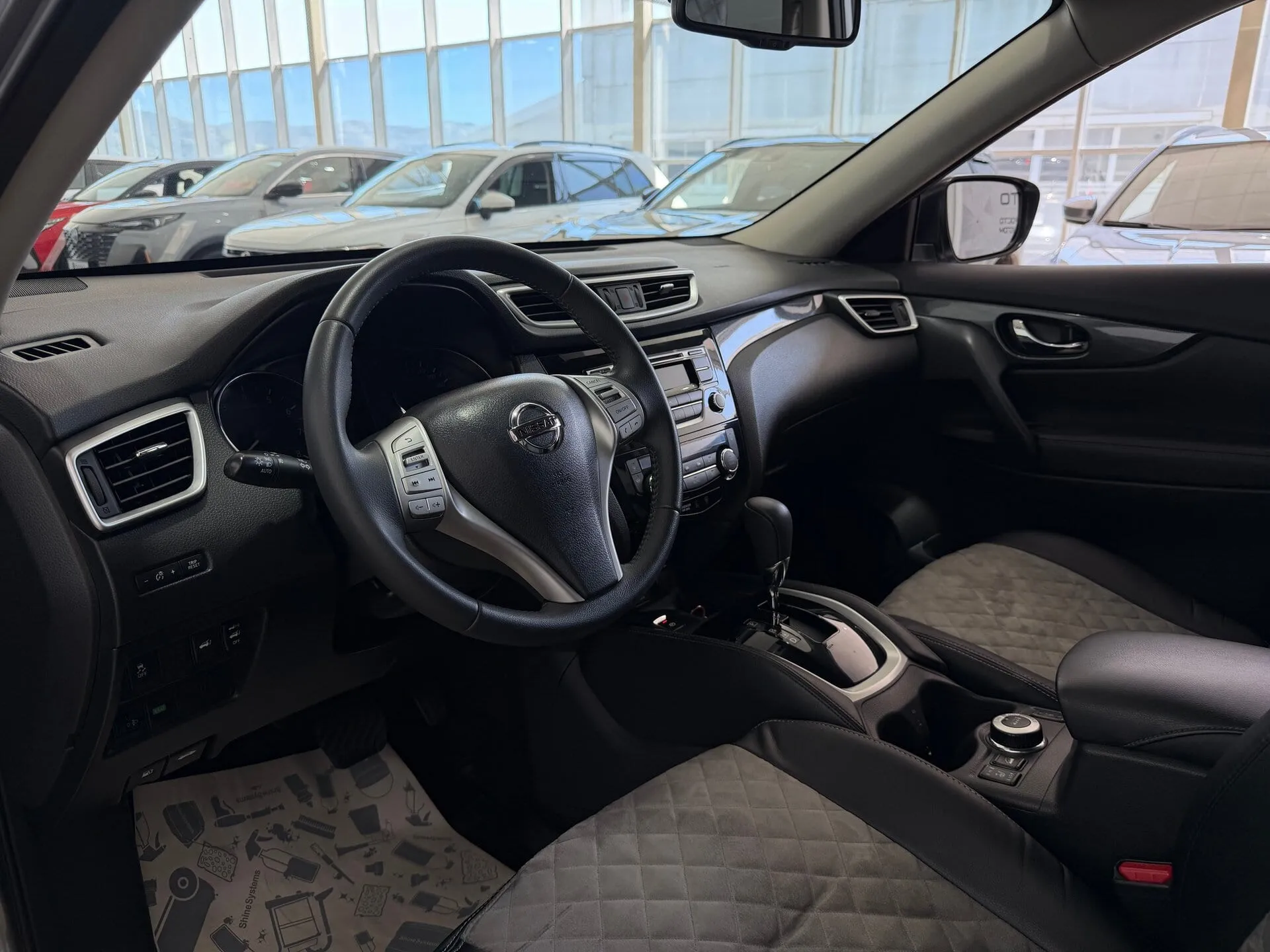Nissan X-Trail — фото 30 из 37
