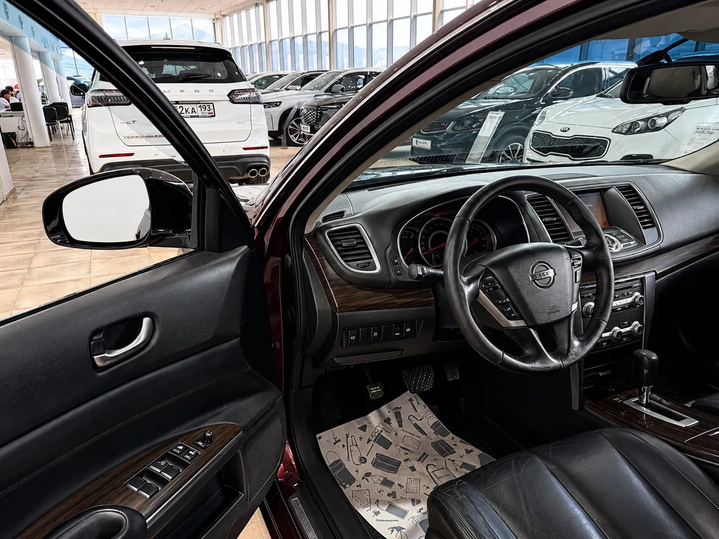 Nissan Teana — фото 8 из 36