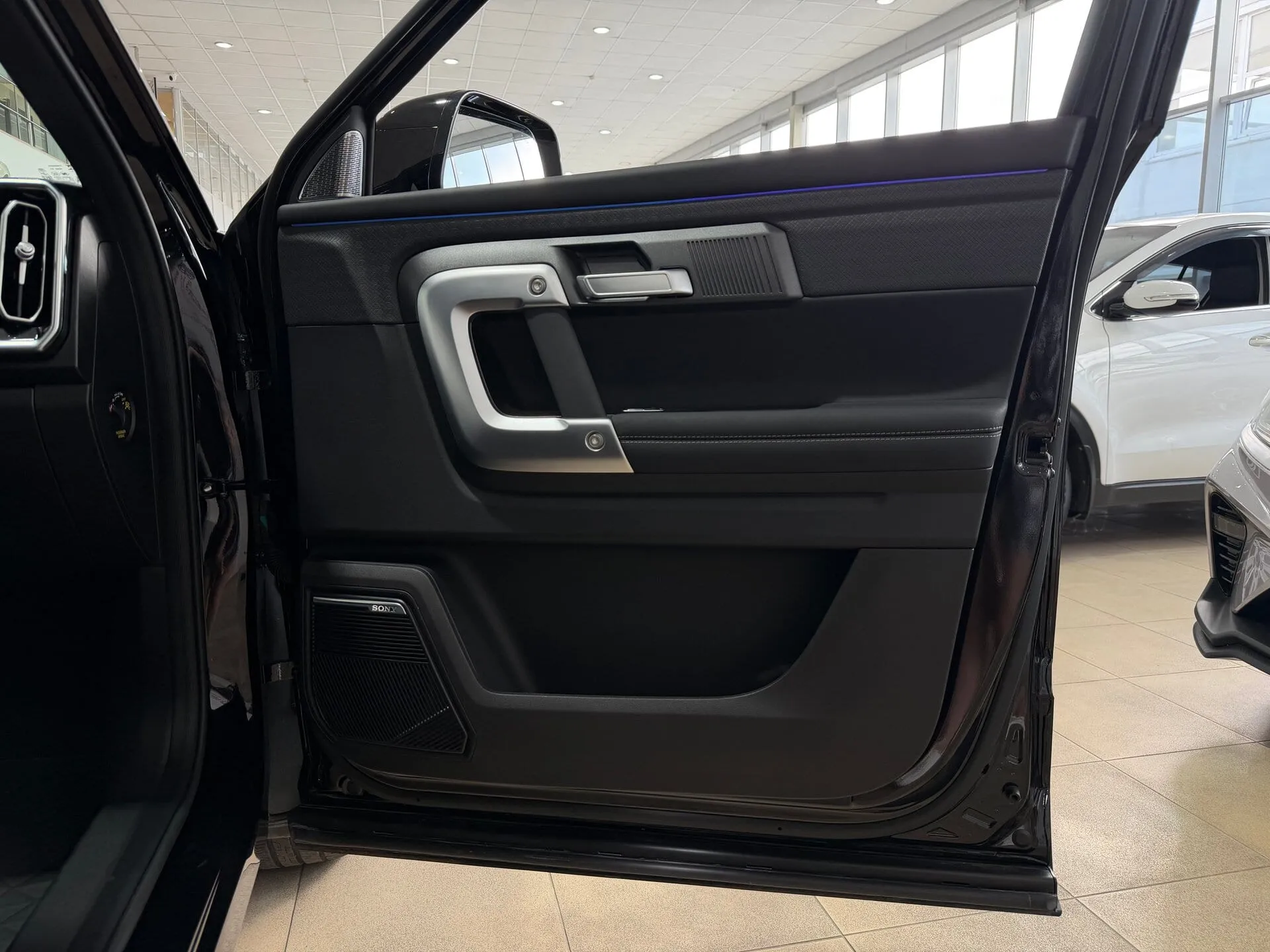 Jaecoo J7 — фото 31 из 48