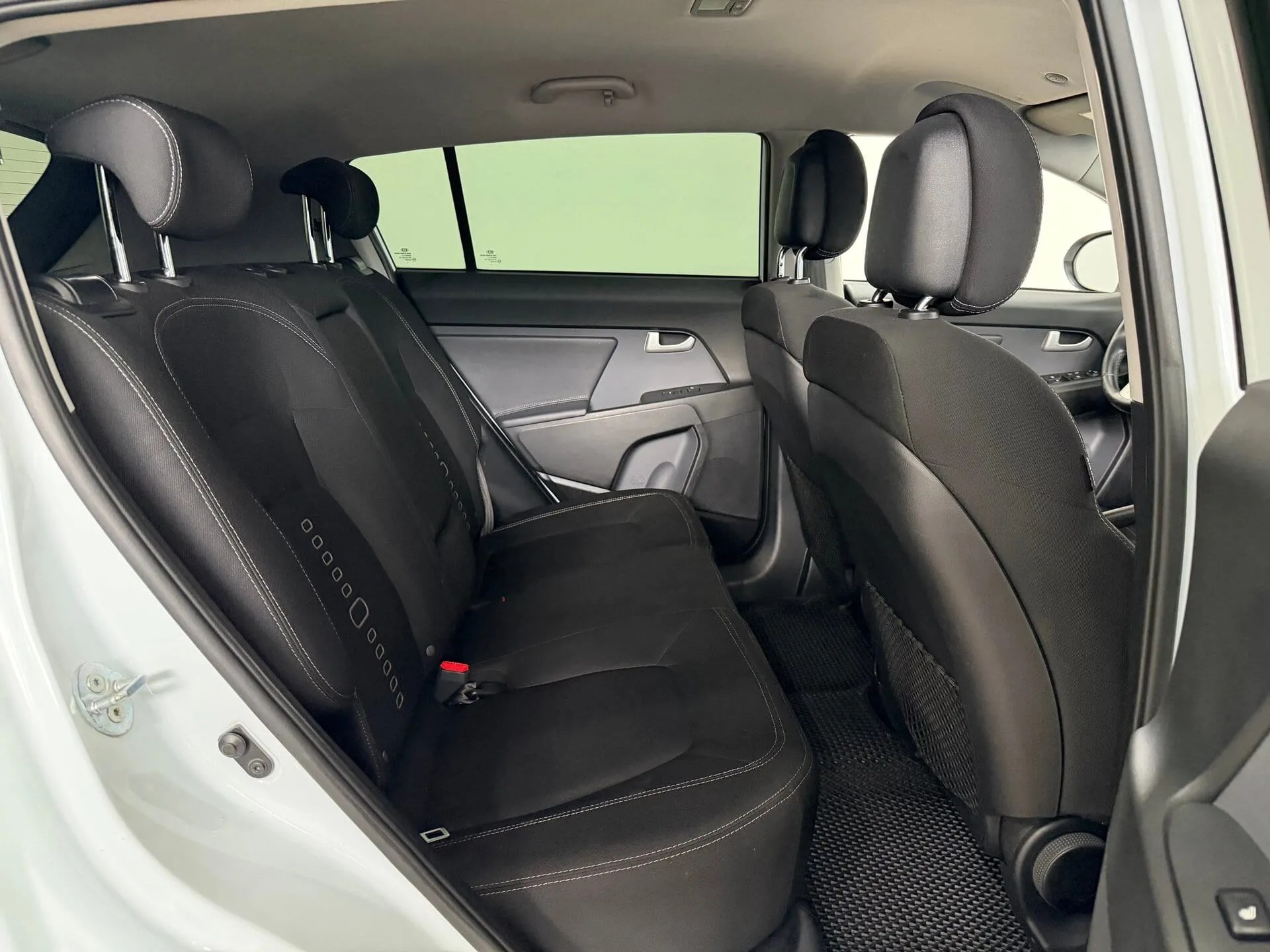 Kia Sportage — фото 14 из 31