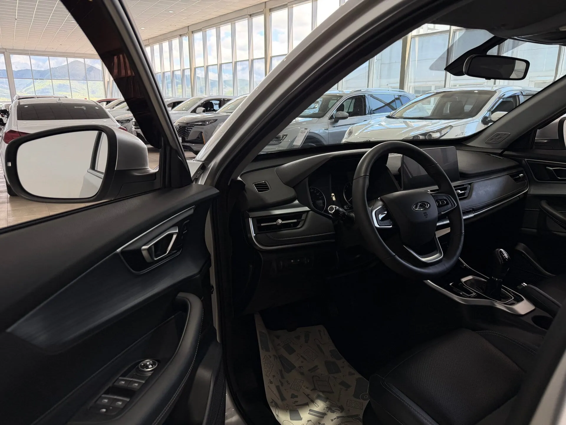 Chery Tiggo 4 Pro — фото 8 из 39